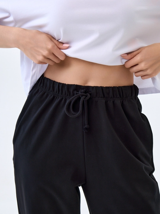 Ayollar uchun sport shimlari, jogger NEO