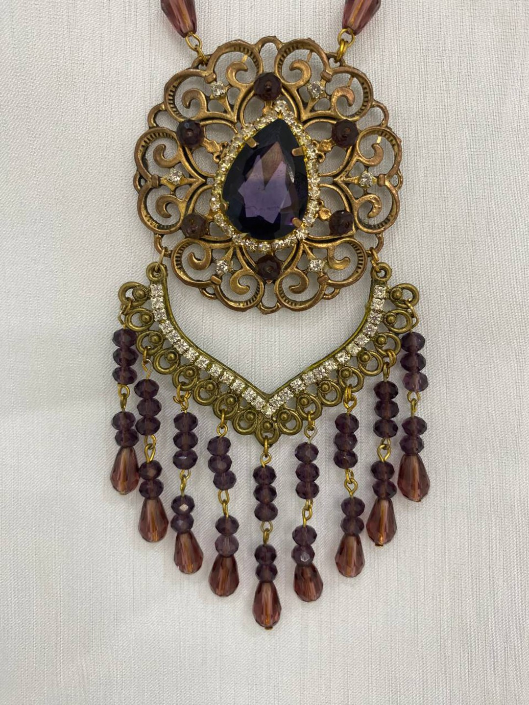 Porno: Kattaroq ayol yigitga massaj qiladi