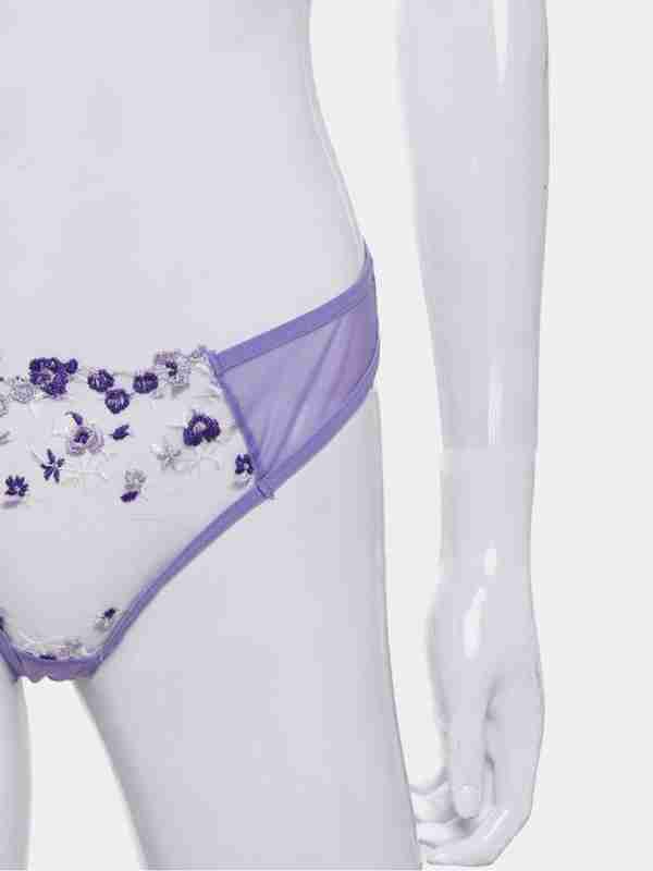 Uy qurgan onalar ishtirokidagi rus pornosini tomosha qiling