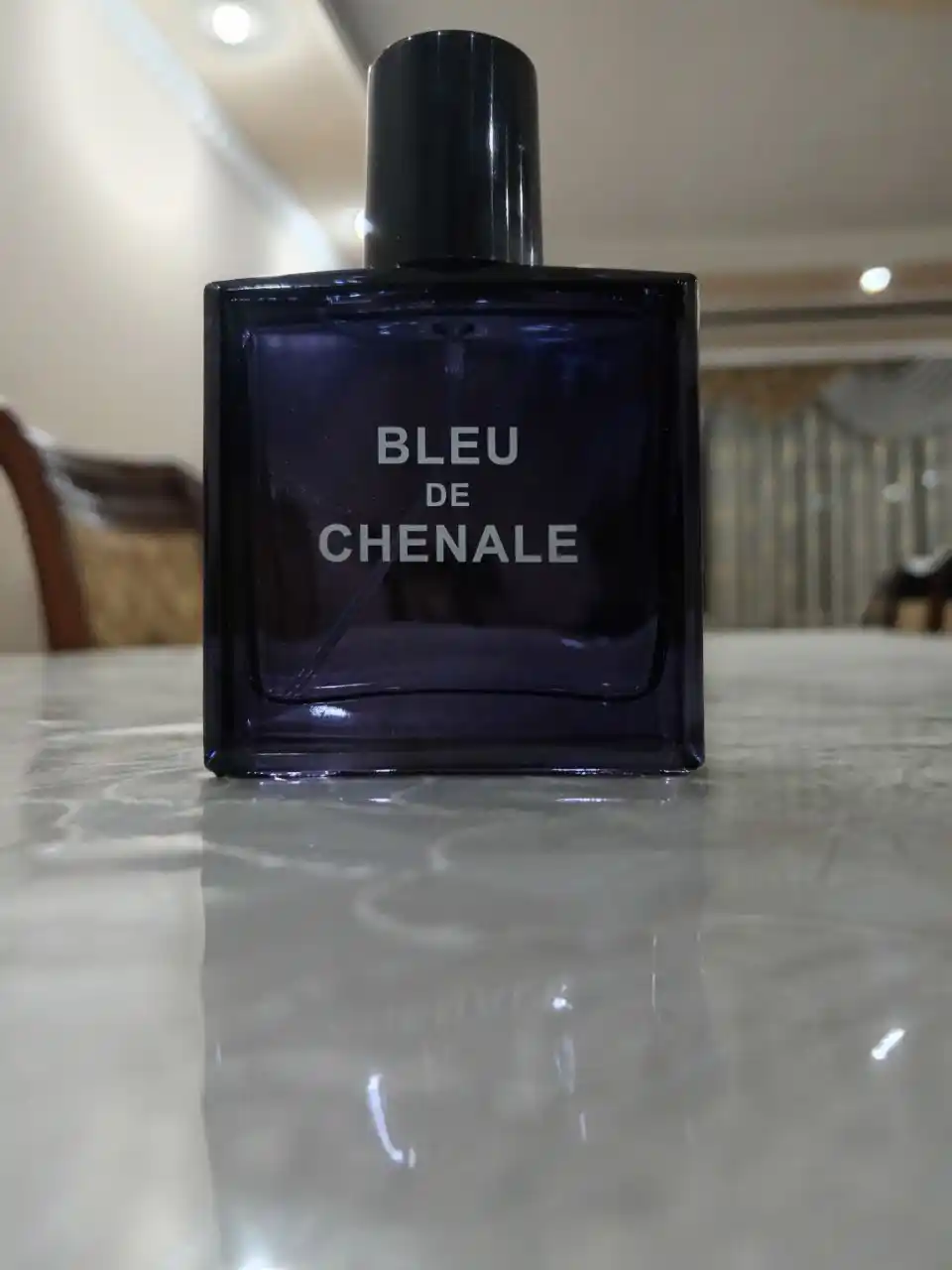 Erkaklar uchun parfyumlangan suv Bleu de Chanel