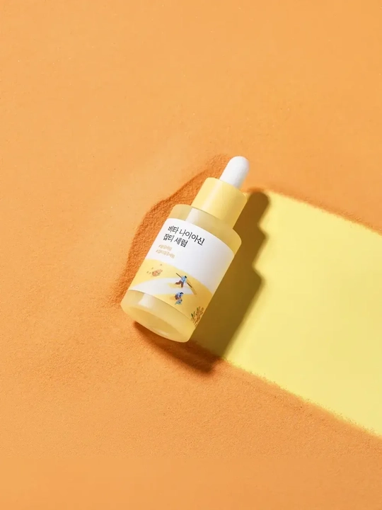 Осветляющая сыворотка против пигментации Round lab Vita Niacinamide Dark Spot Serum, 30 мл