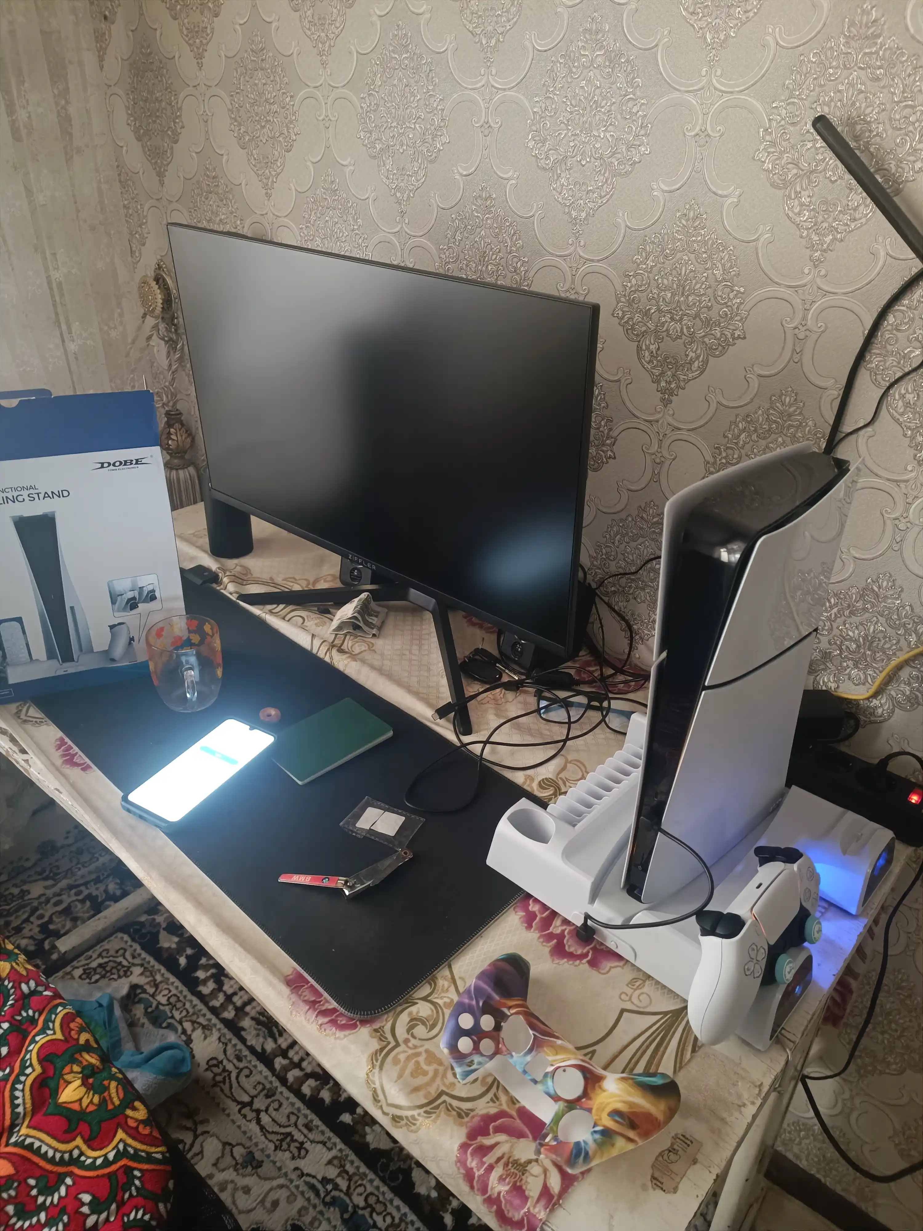 Taglik, sovutgich + PS5 joystik zaryadlagichlari, 4x1