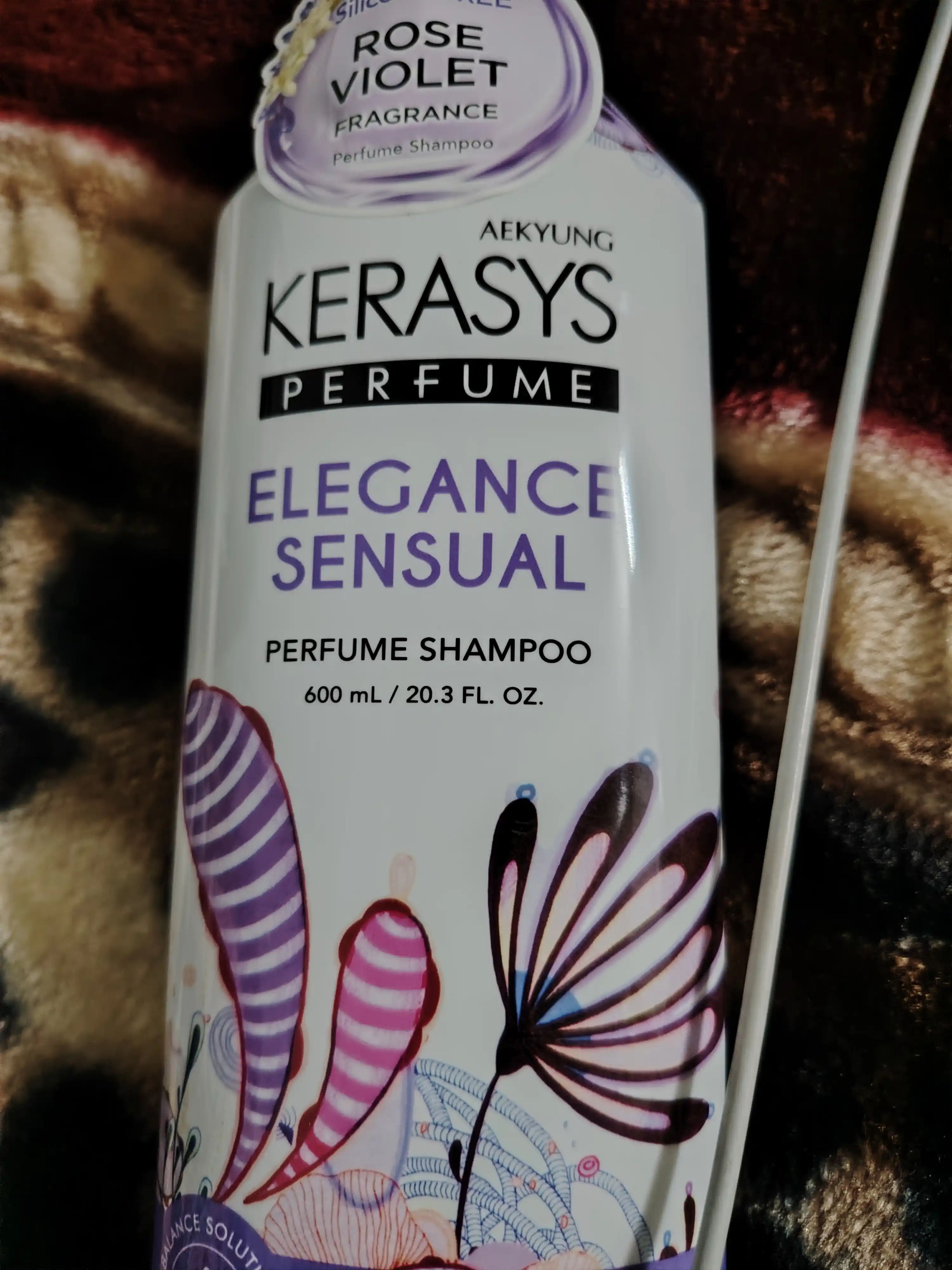 Kerasys Perfume Elegance&Sensual hajmli, xushbo‘y hidli shampuni, 600 ml