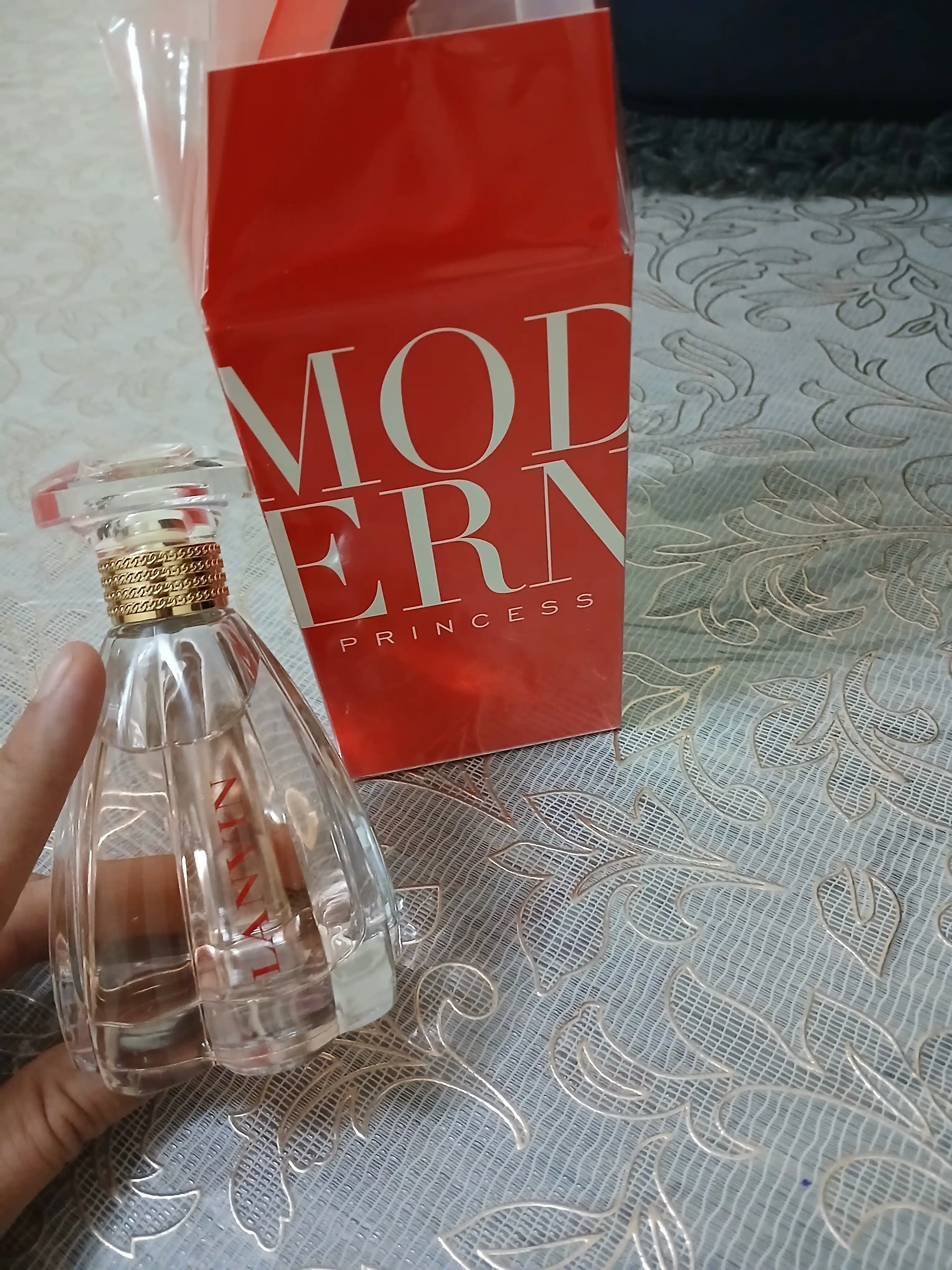 Parfyumlangan suv, Modern Princess LANVIN, Fransiya, 90 ml