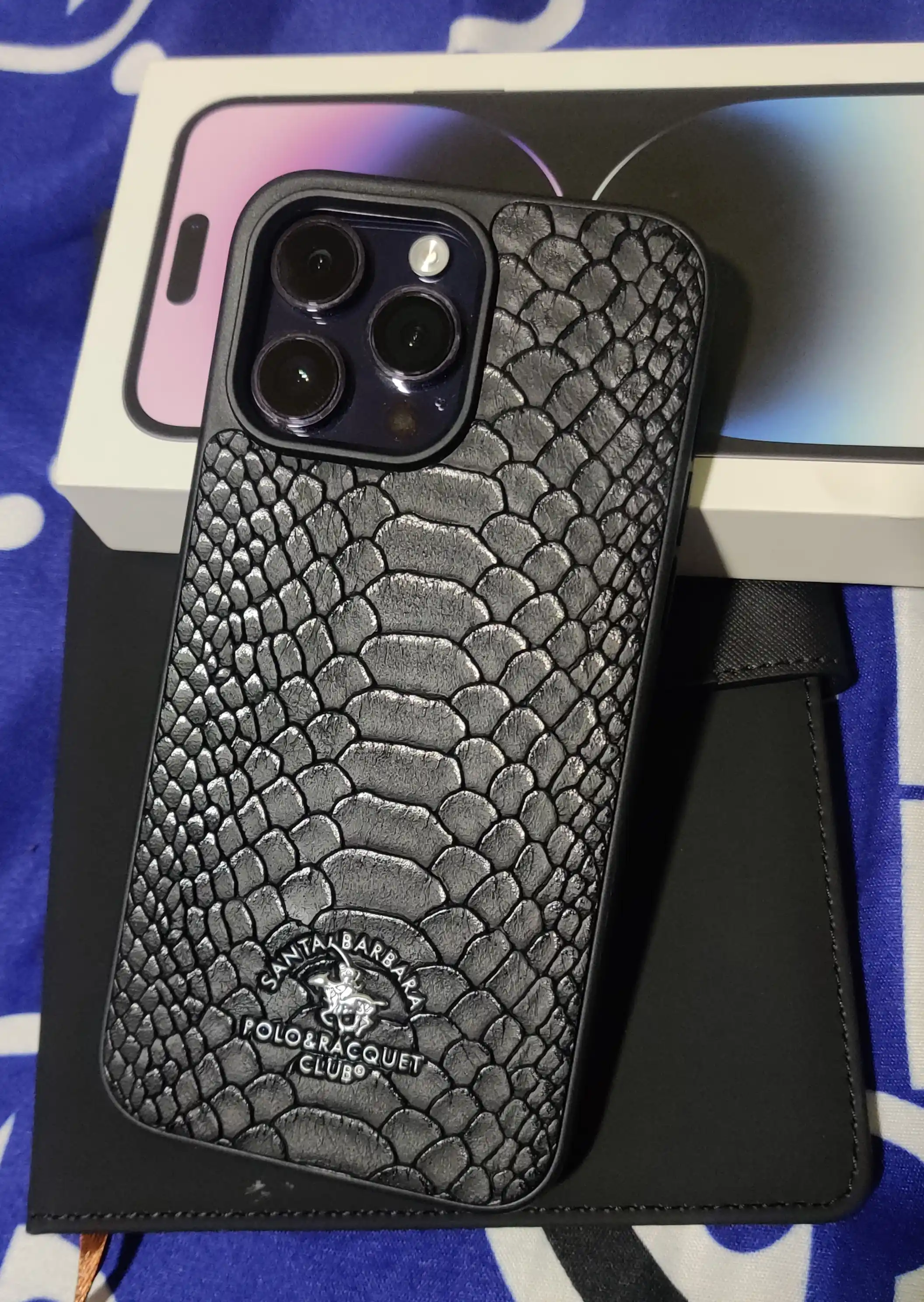 G'ilof Santa Barbara Polo & Racquet, iPhone X, 11, 12, 13, 14, 15, 16 Pro, Pro,Pro Max lar uchun