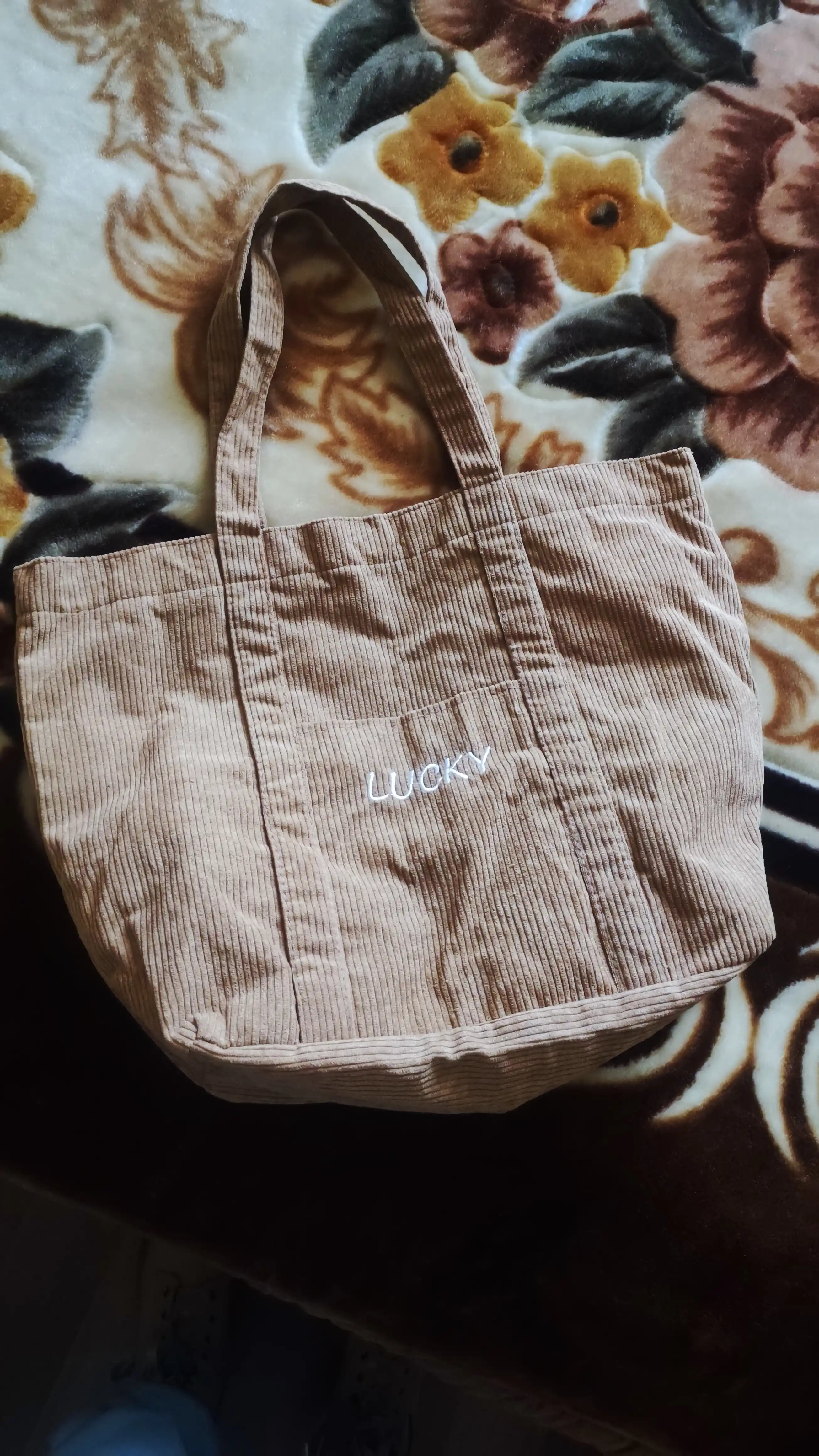 Ayollarning katta yelkali sumkasi, shopper, tout