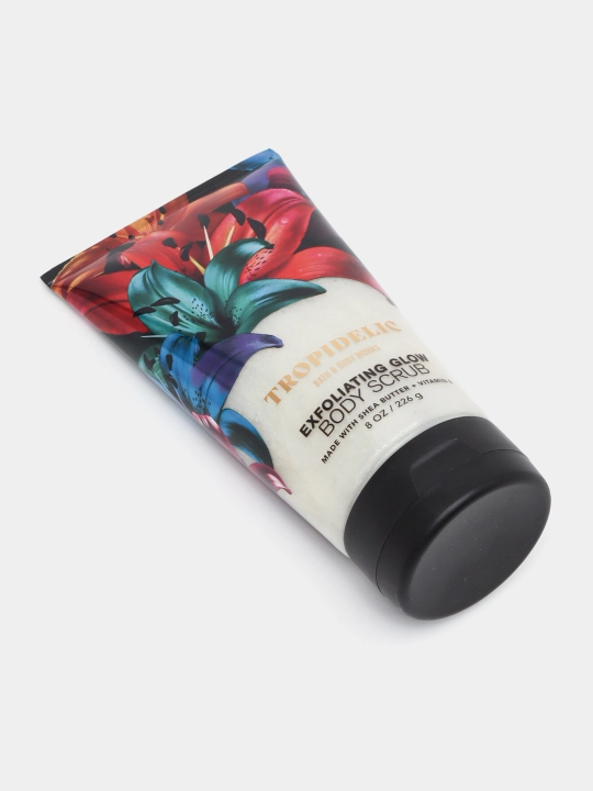 BATH AND BODY WORKS badan uchun parfyumli skrab, 226 gr