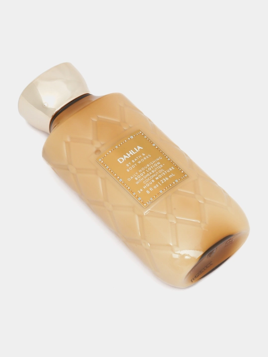 BATH AND BODY WORKS Парфюмepный увлажняющий лосьон для тела, 236 мл