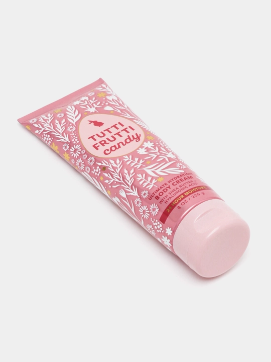 Namlantiruvchi va oziqlantiruvchi tana kremi Bath And Body Works
