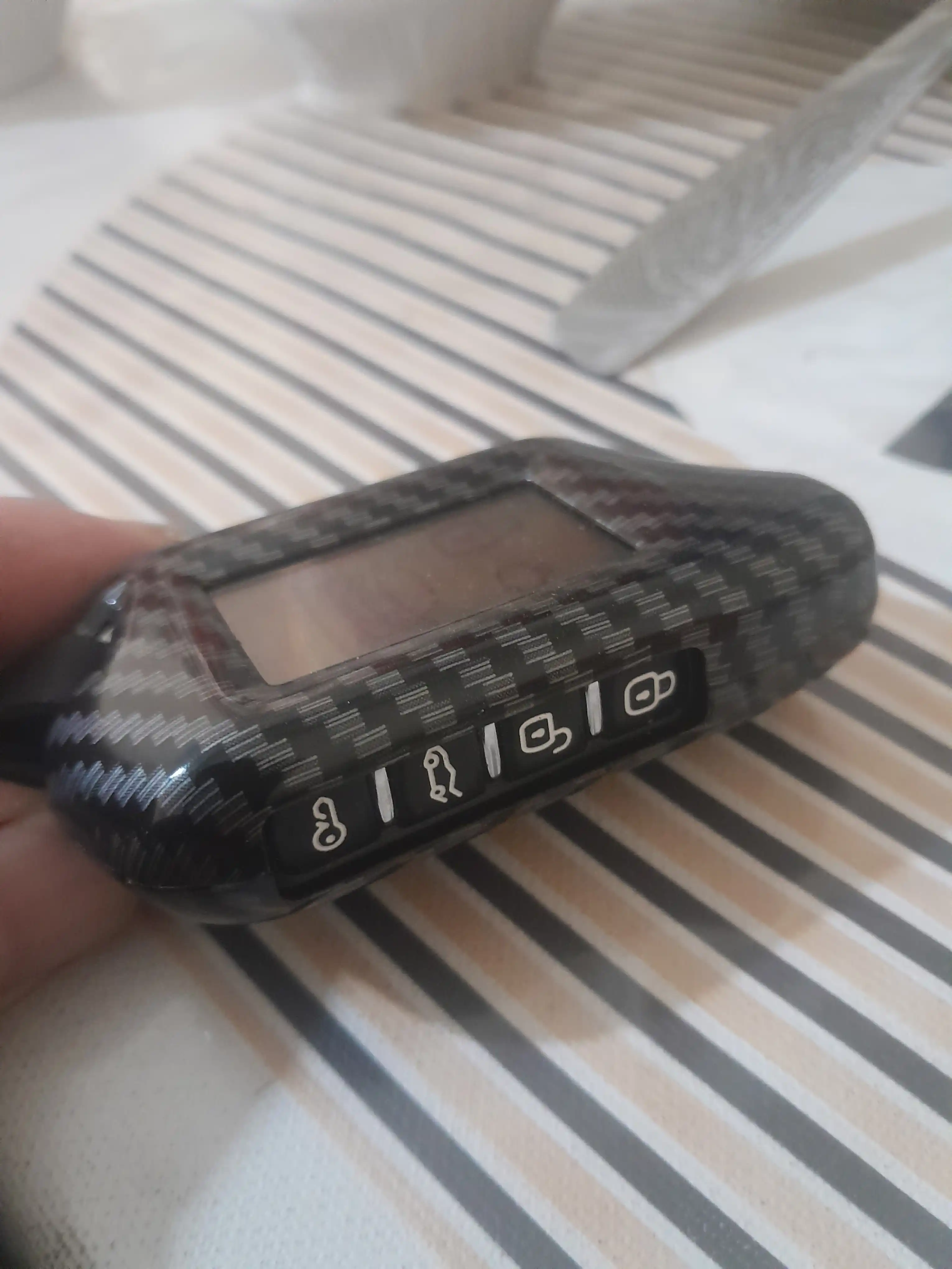 G'ilof Magicar pulti uchun, plastik, Carbon uslubida
