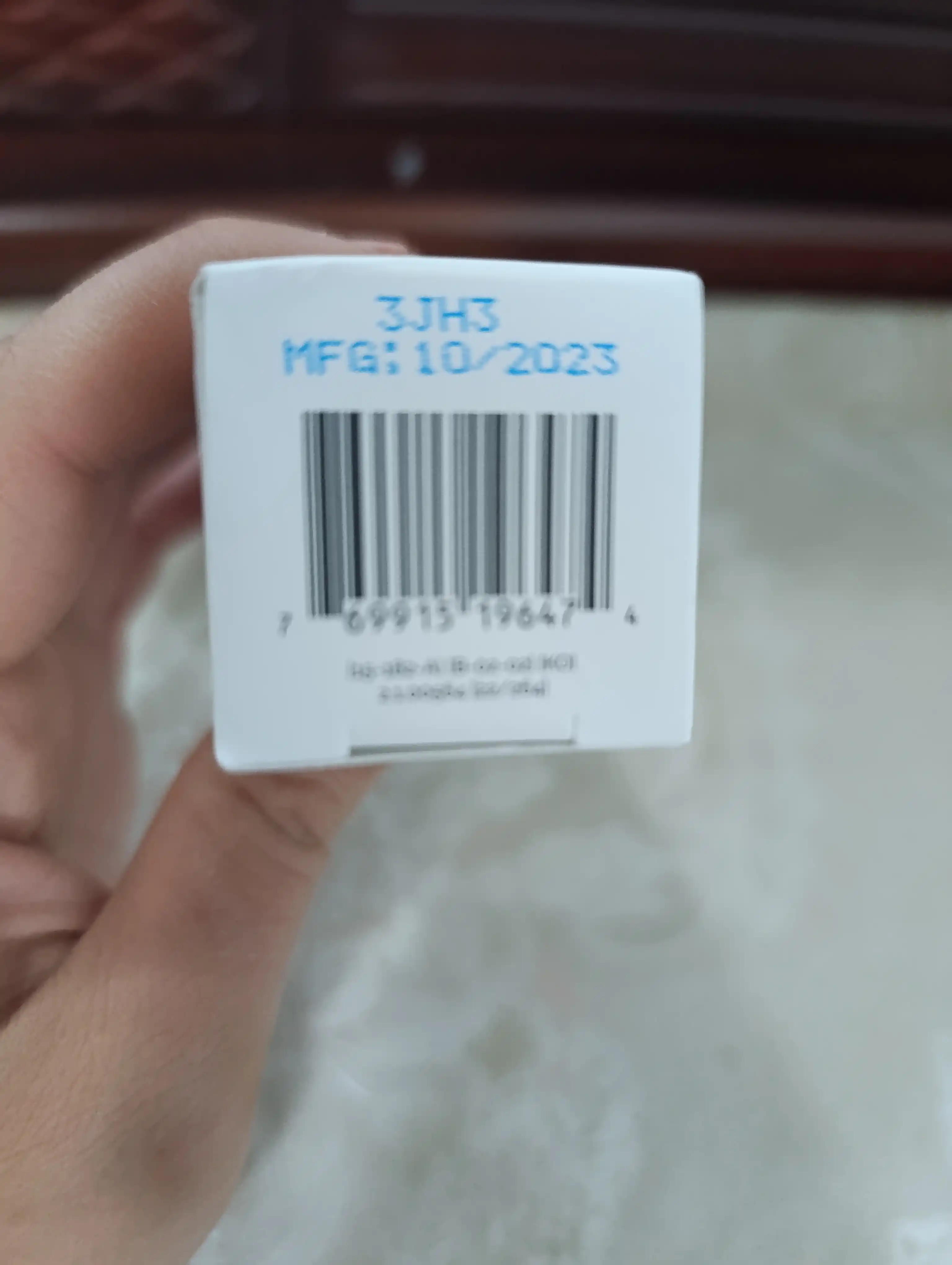 The Ordinary Niatsinamid va sink bilan yuz zardobi Niacinamide 10% + Zinc 1%, 30 ml