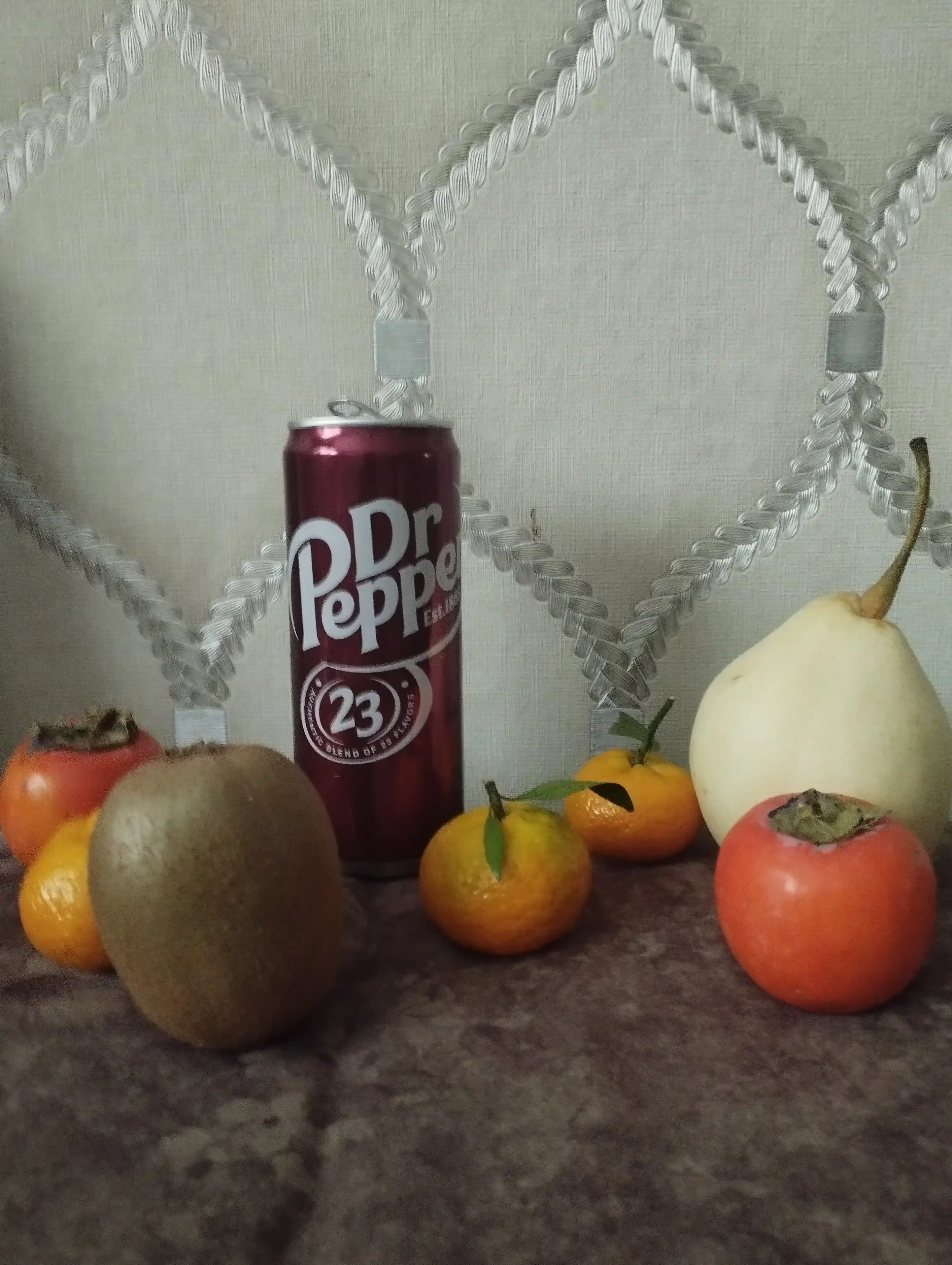 Напиток Dr.Pepper безалкогольный, 0.33 л