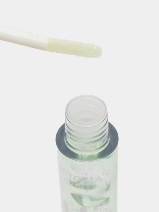 Lip porlashi, gigienik lab bo'yog'i, namlovchi