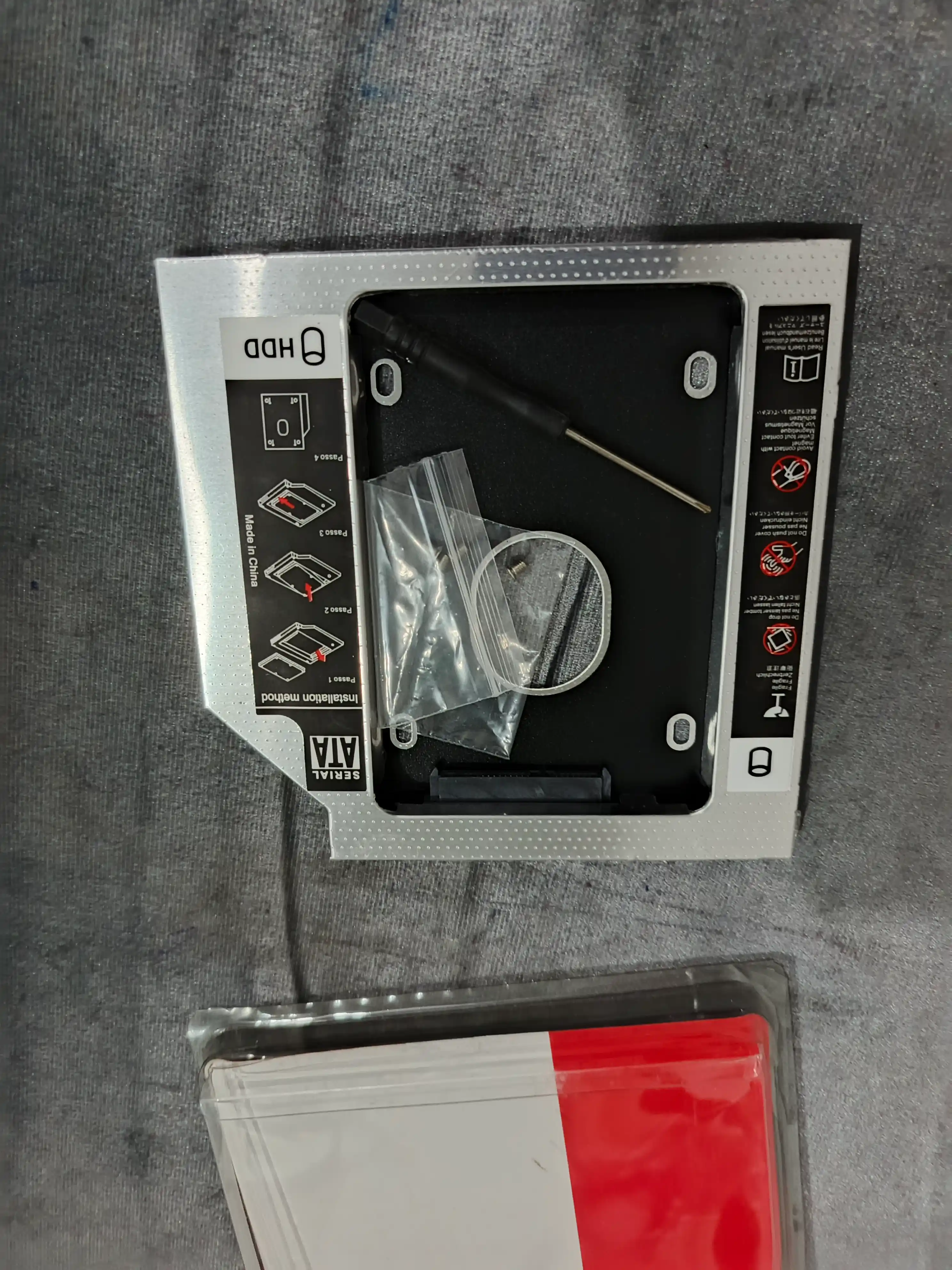 Cалазки для установки дополнительного SSD и жесткого диска в ноутбук HDD Caddy 2.5"