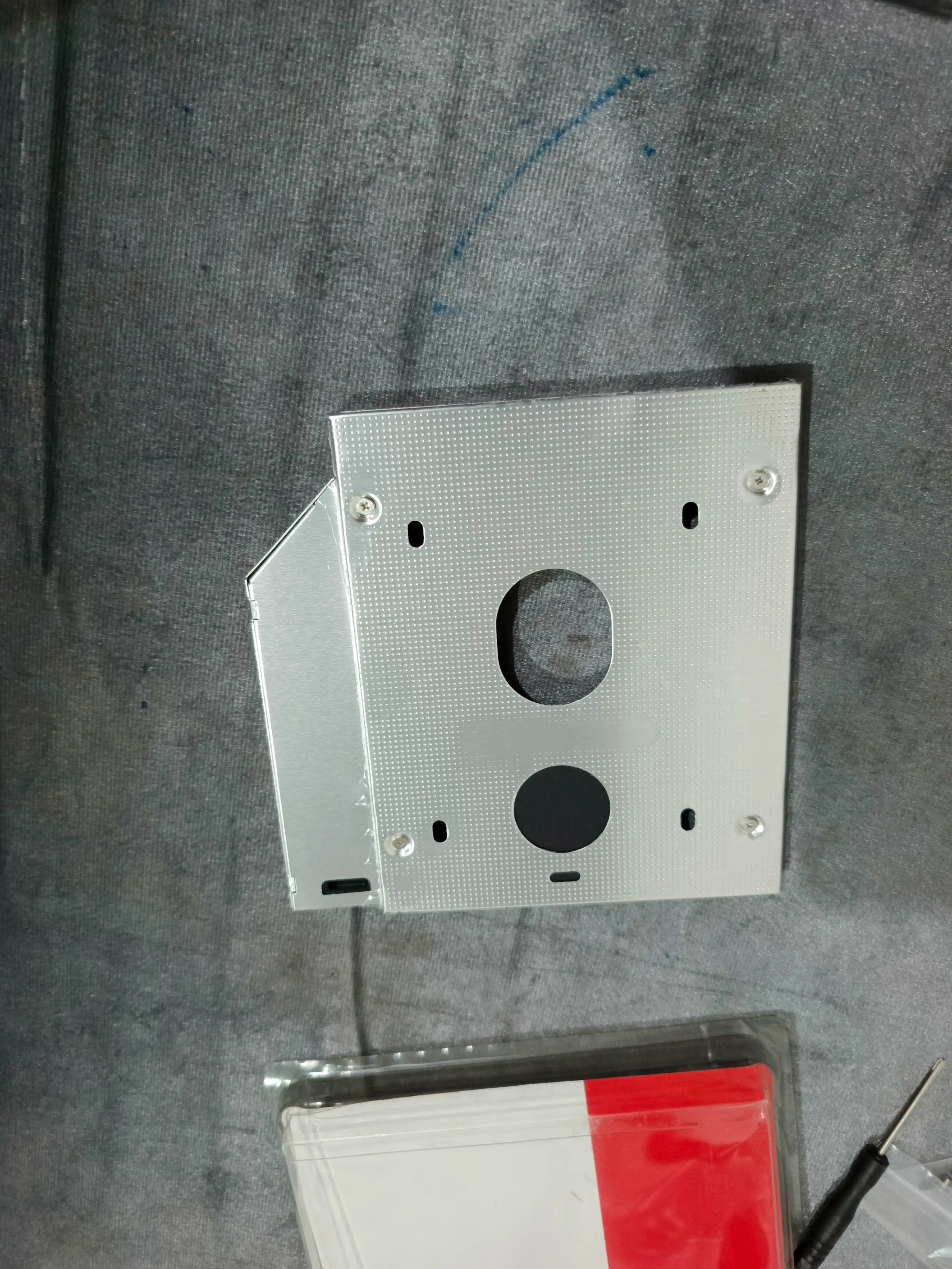 Cалазки для установки дополнительного SSD и жесткого диска в ноутбук HDD Caddy 2.5"
