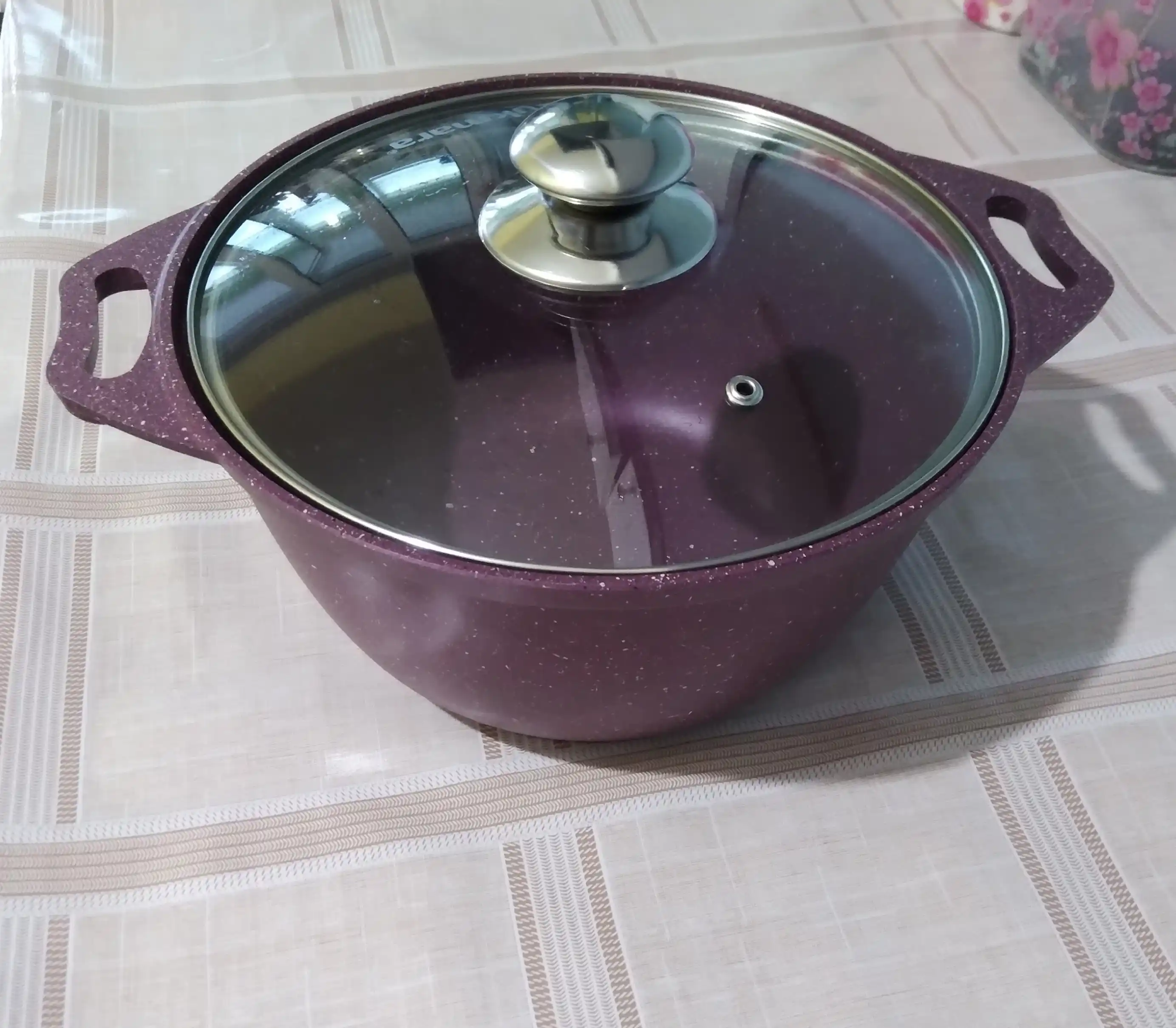 Kastryulya Kukmara Trendy Style, shisha qopqoq bilan, yopishmaydigan qoplama