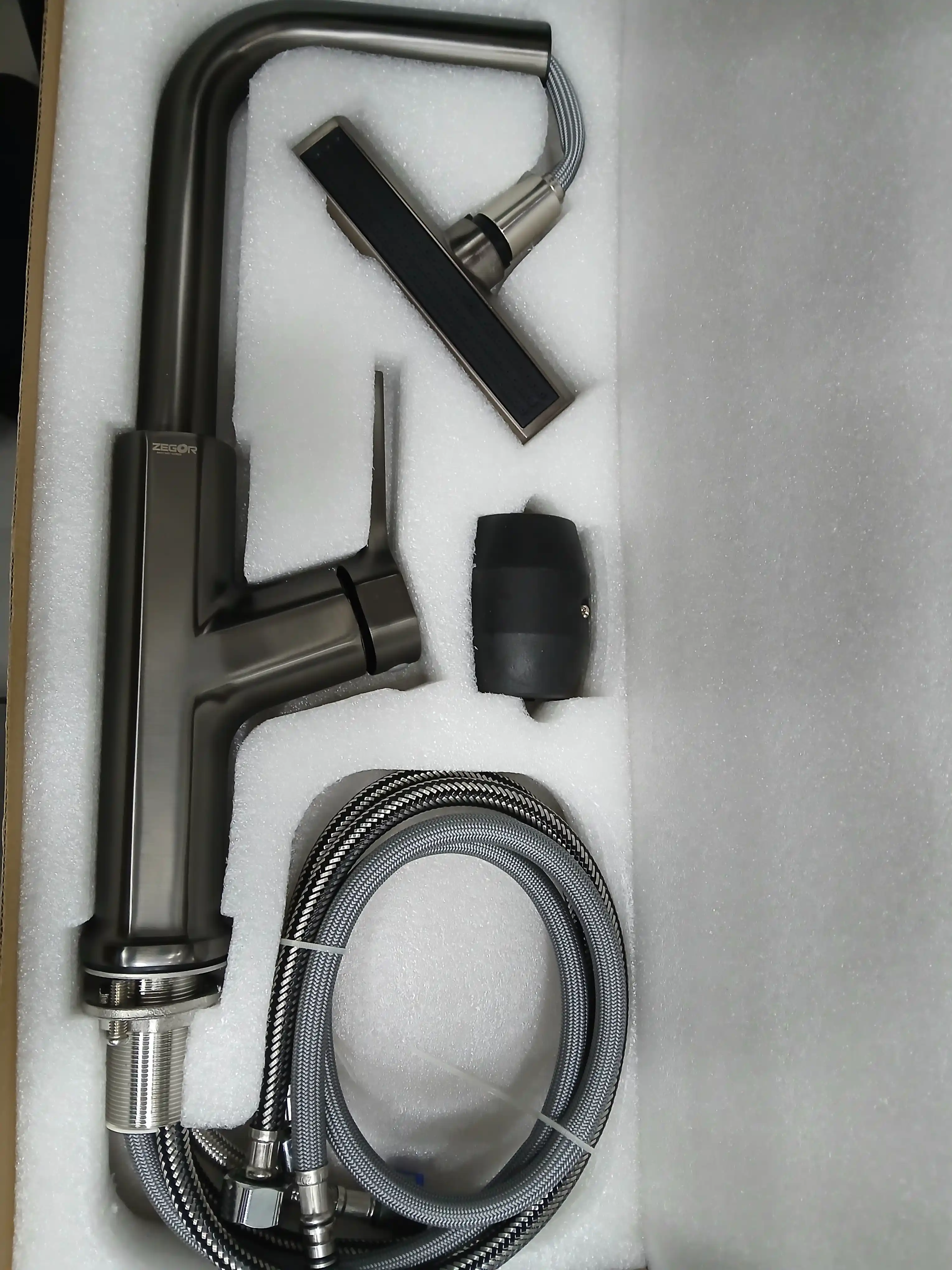 Смеситель для кухни с гибким изливом, 3 режима, ZEGOR  KIT4-A064