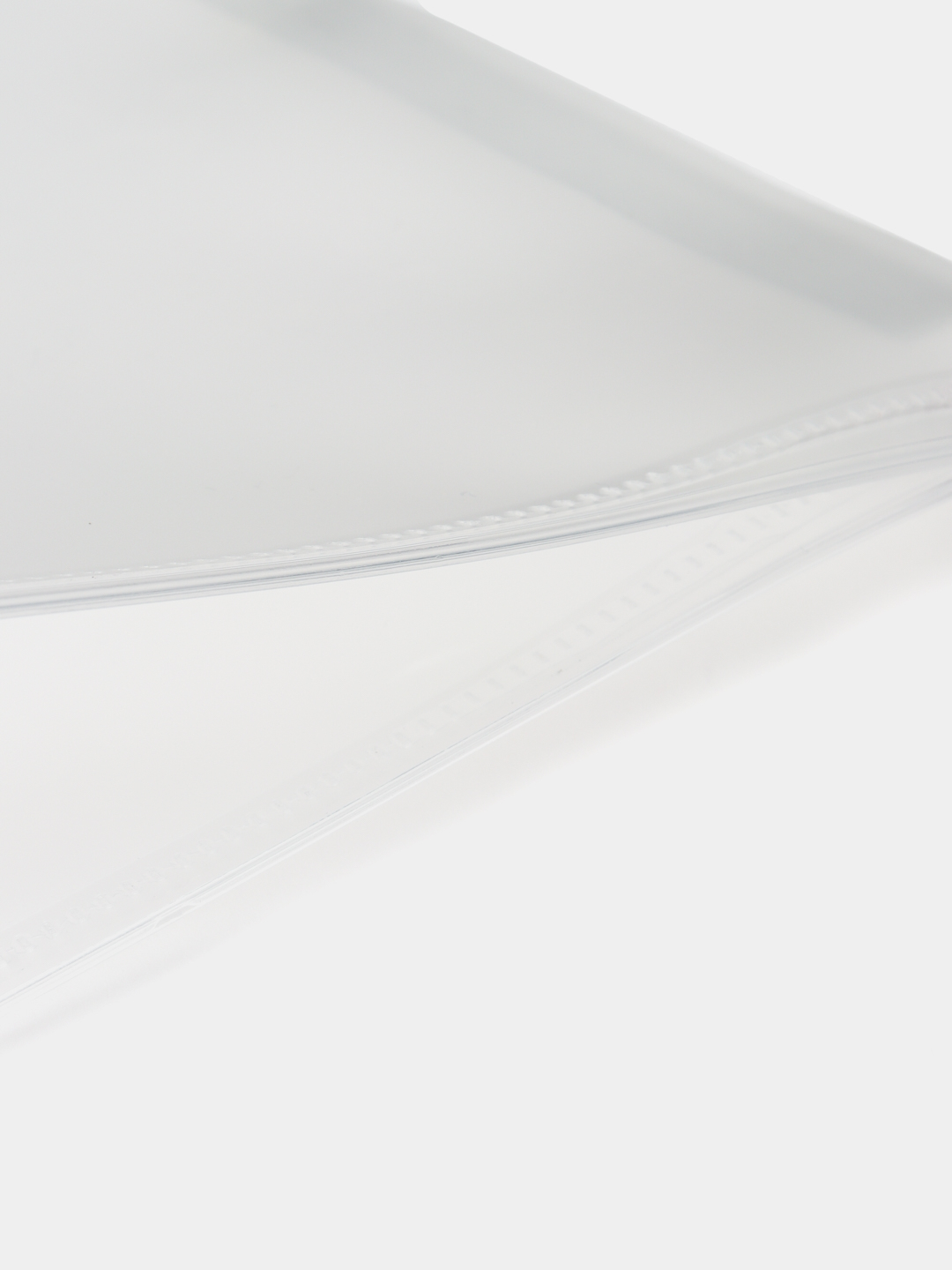 Qiz dostlari mushuklarni ishqalaydi Yigitlar sikni sorishadi