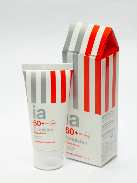 Quyoshdan himoya qiluvchi flyuid kremi SPF50+, 50 ml