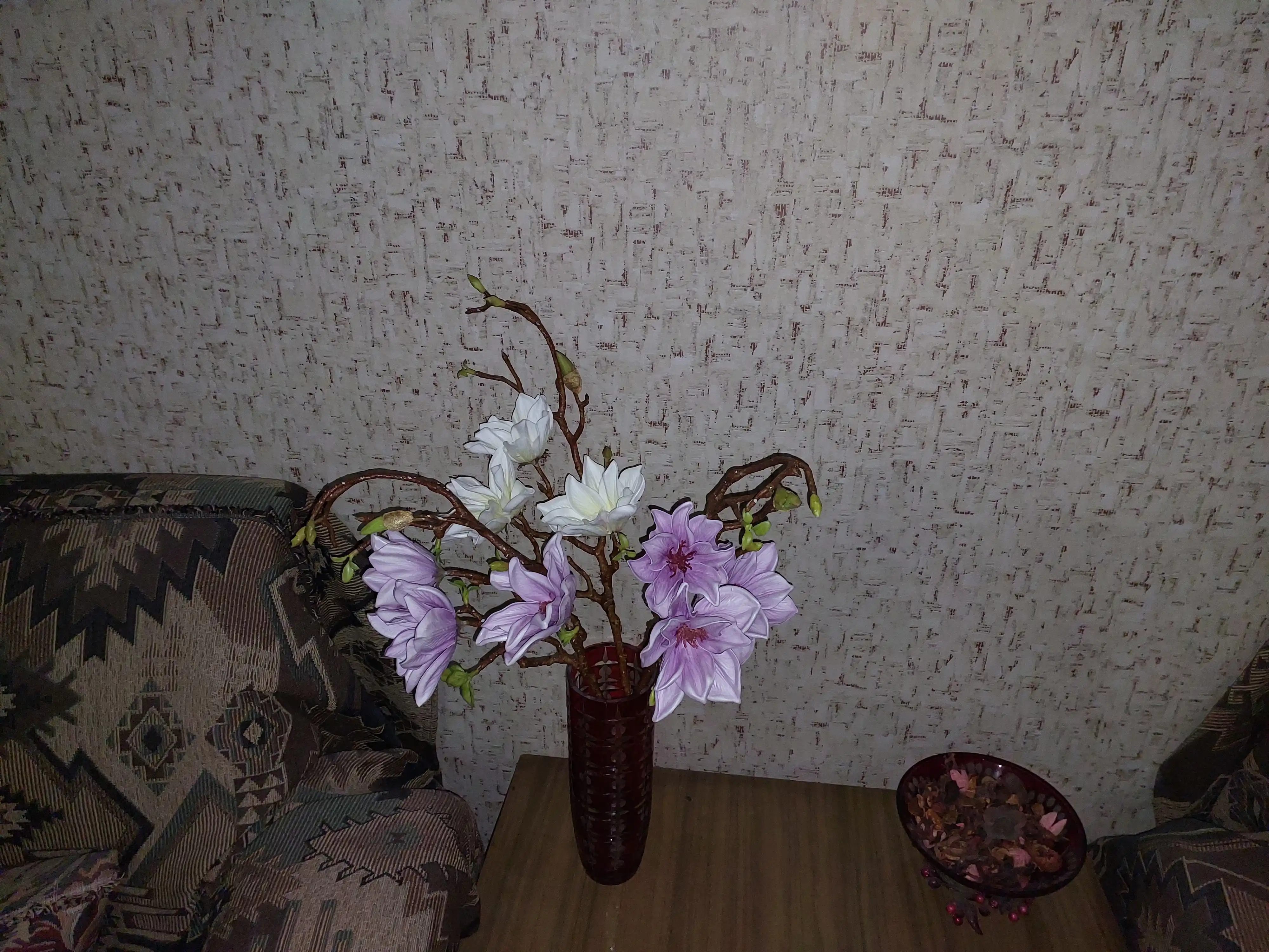 Sun'iy magnoliya, 70 sm, 8 xil rang