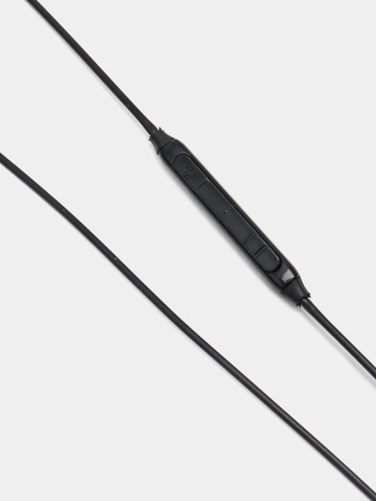 Ваккумные проводные наушники AKG М67