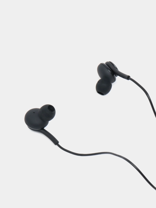 Ваккумные проводные наушники AKG М67