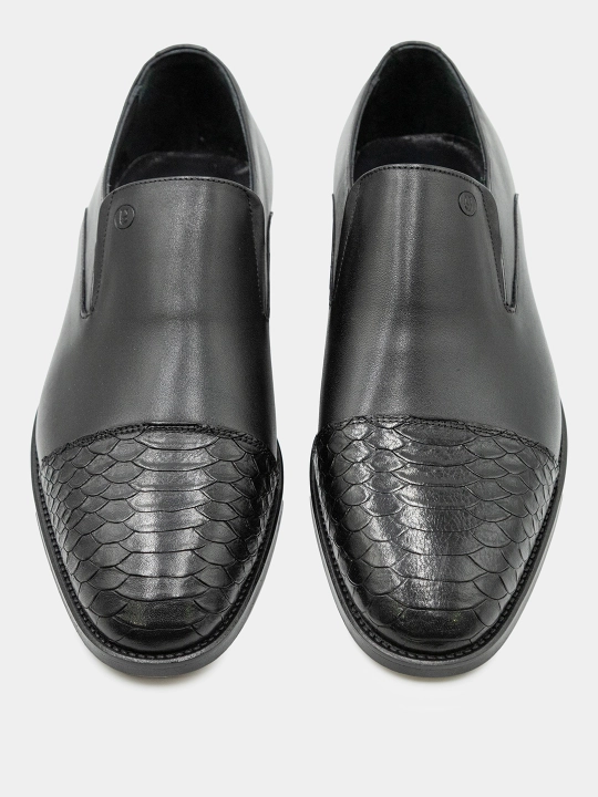 Erkaklar poyabzali, klassik uslub, haqiqiy charm, turli o'lchamlar, Turkiya, 39-45