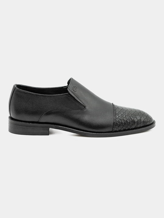 Erkaklar poyabzali, klassik uslub, haqiqiy charm, turli o'lchamlar, Turkiya, 39-45