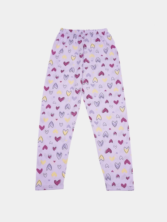 Ikki qismli pijama, shim va futbolka to'plami
