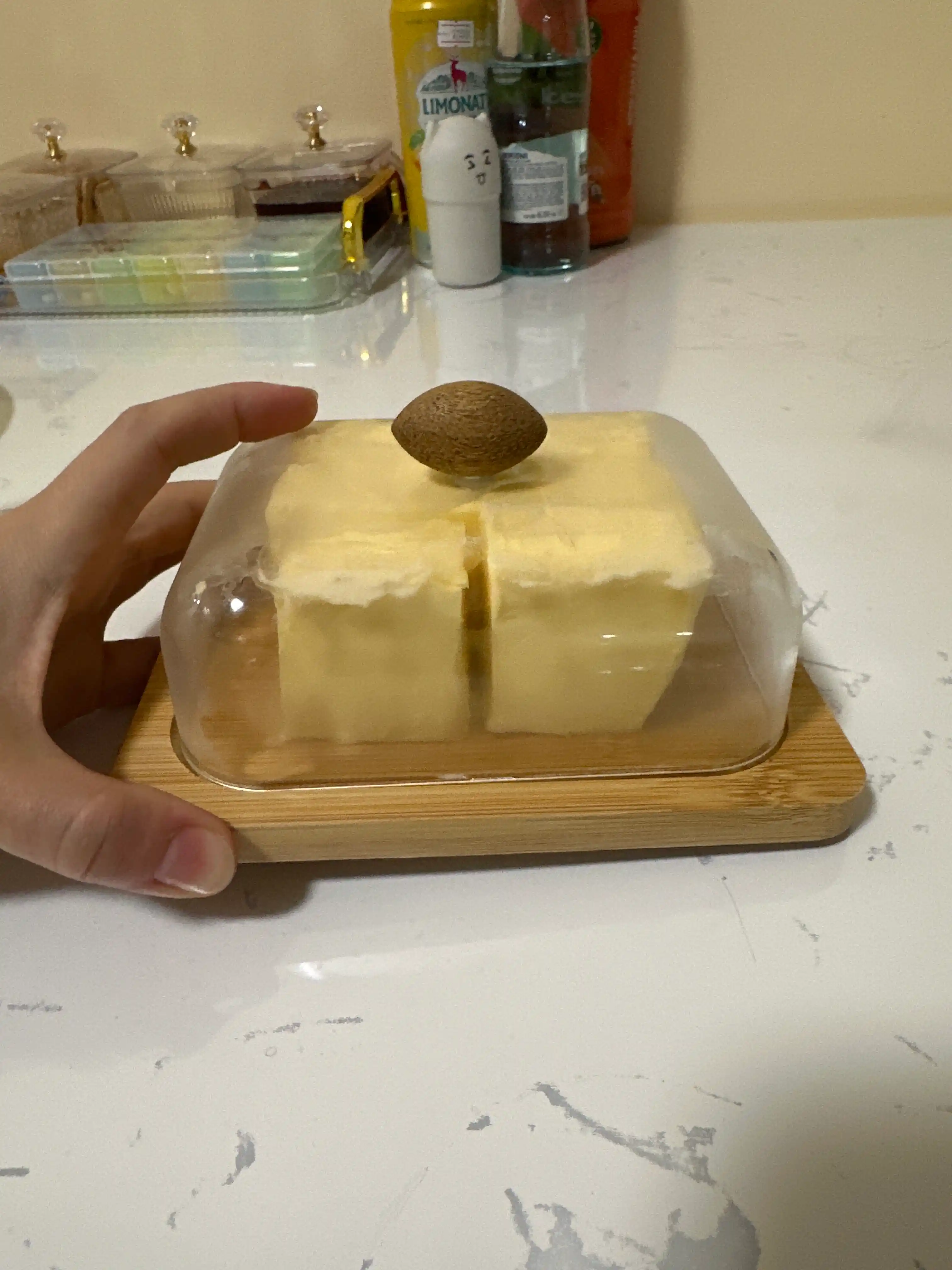 Масленка из бамбука и пластика