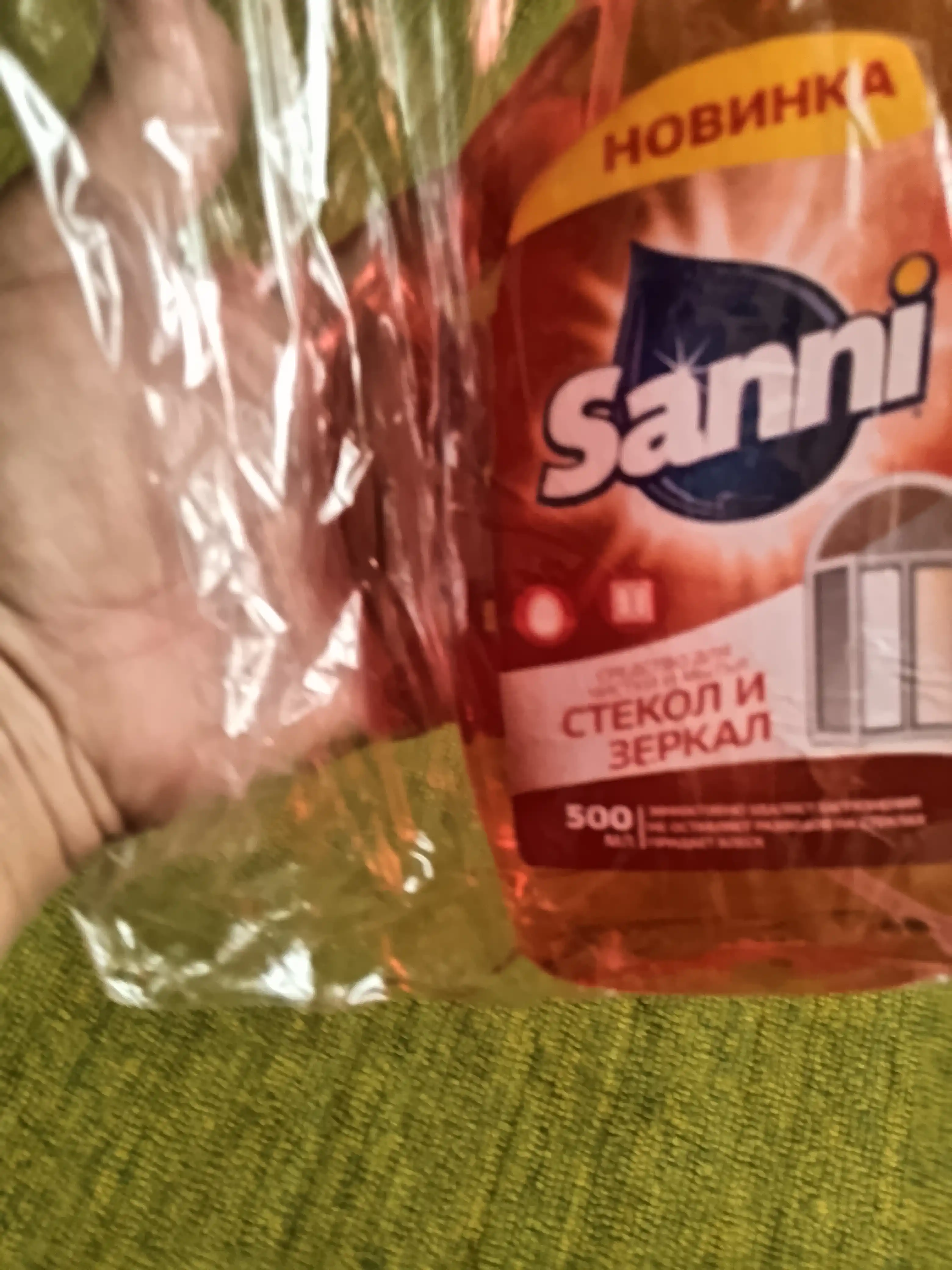 Средство для стекол и зеркал Sanni Glass Cleaner Red 500 мл