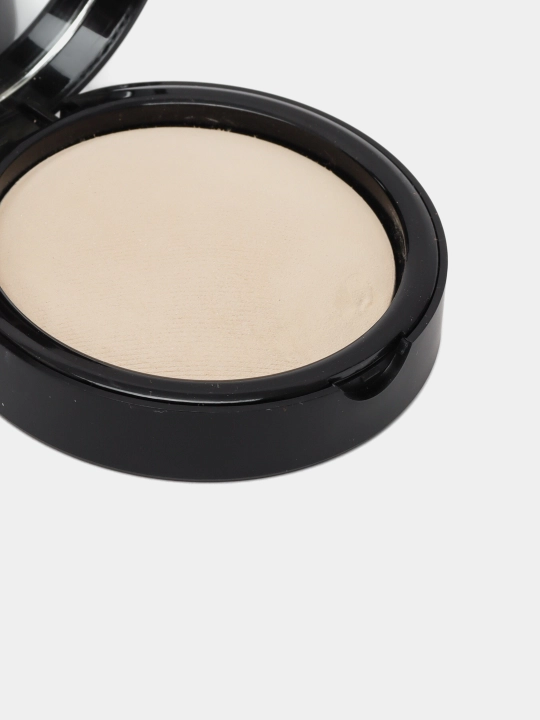 NOTE Baked Powder 10 g kompakt pudra 01, 04, 06 ranglar mat finish uchun