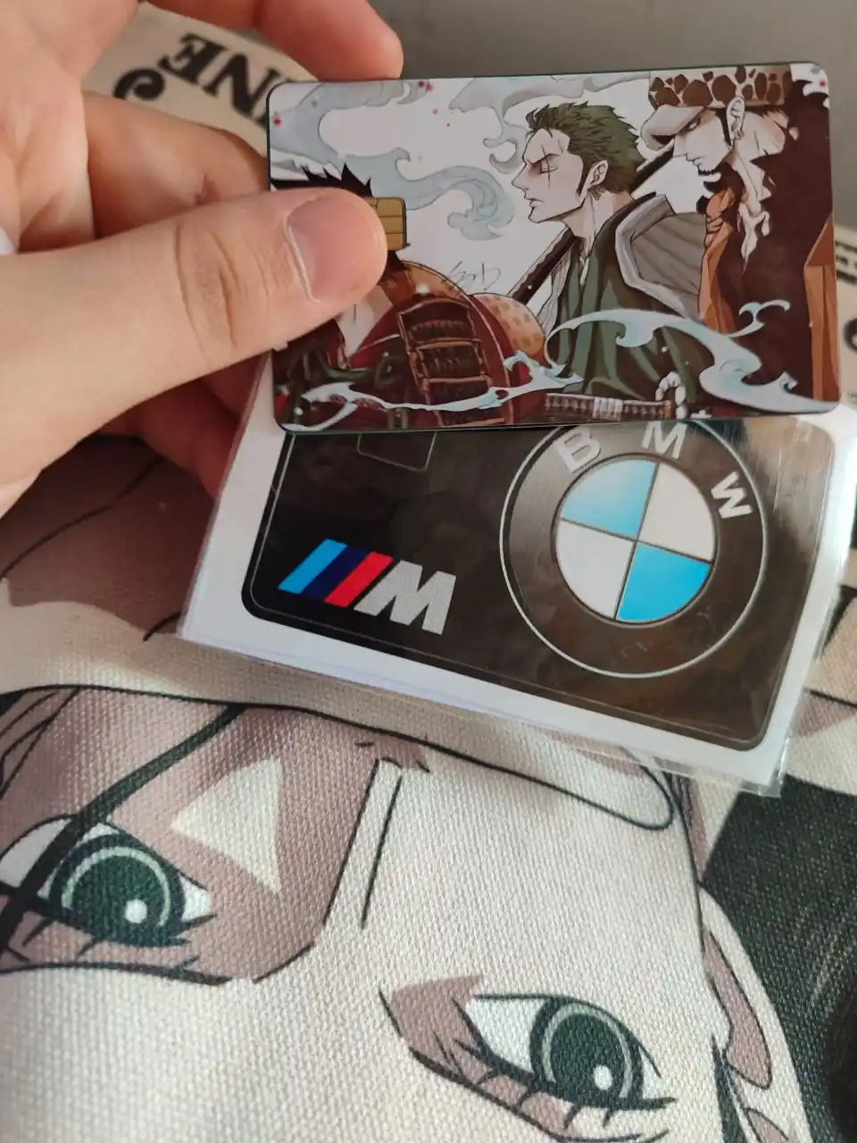 Bank kartasi va chipta stikerlari, Anime