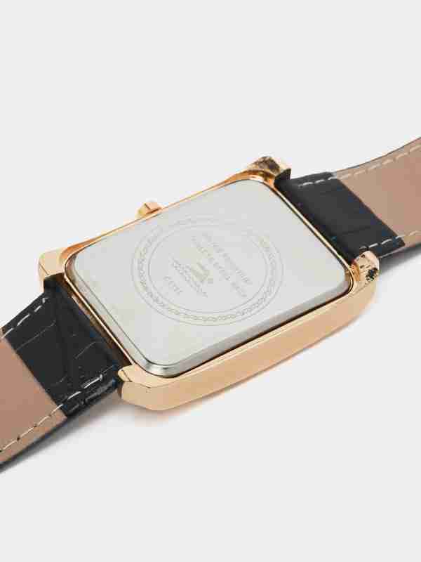 Qora mushuk tebranuvchi anal tiqin