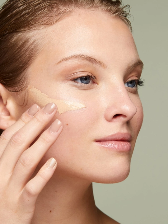 Bo'yanish mahsuloti, 30 ml, bir zumda liftong effekti UPGRADE MAKE-UP 03