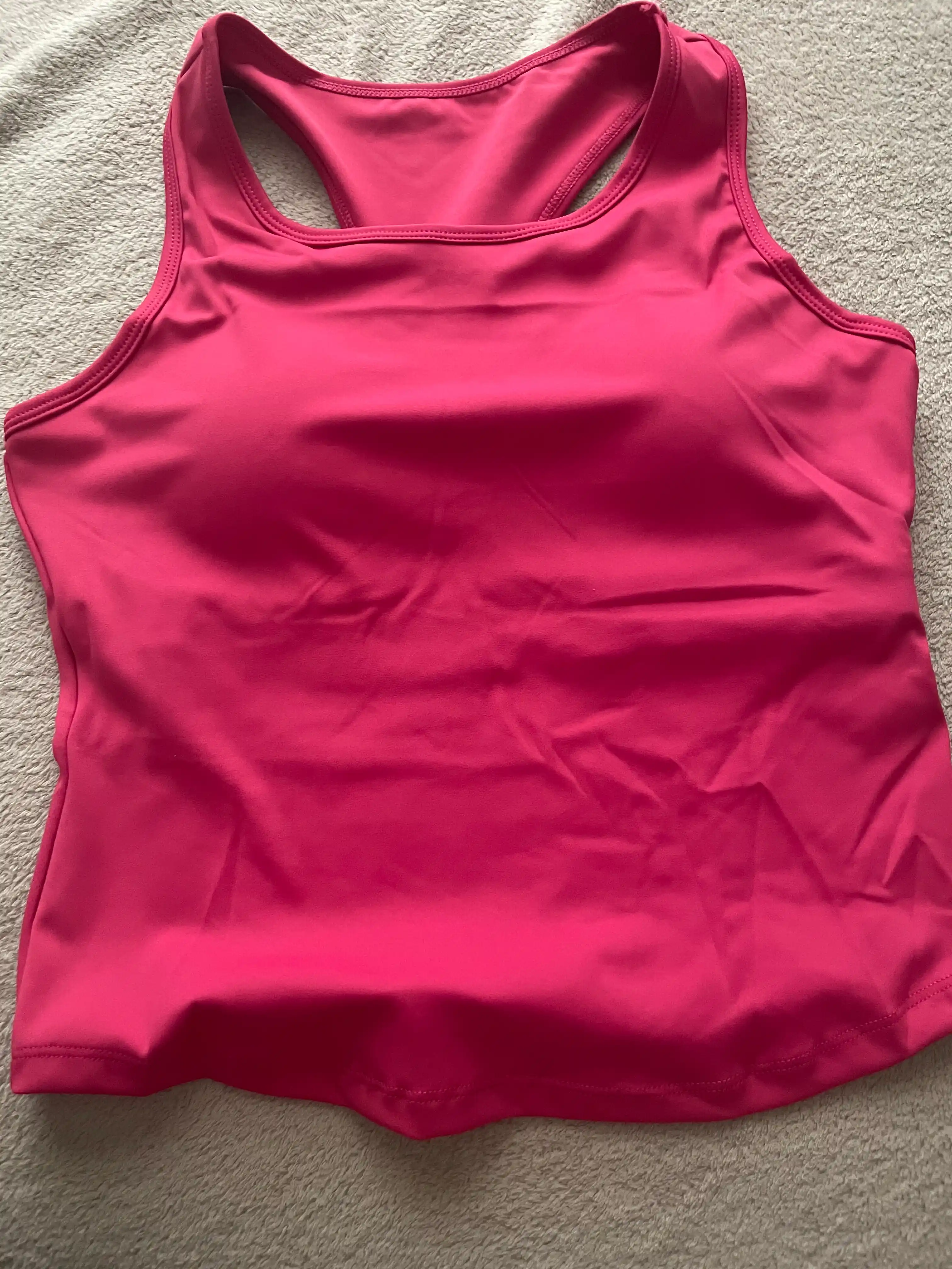 Ayollar sport maykasi Kioko, fitnes uchun top, chashkali top
