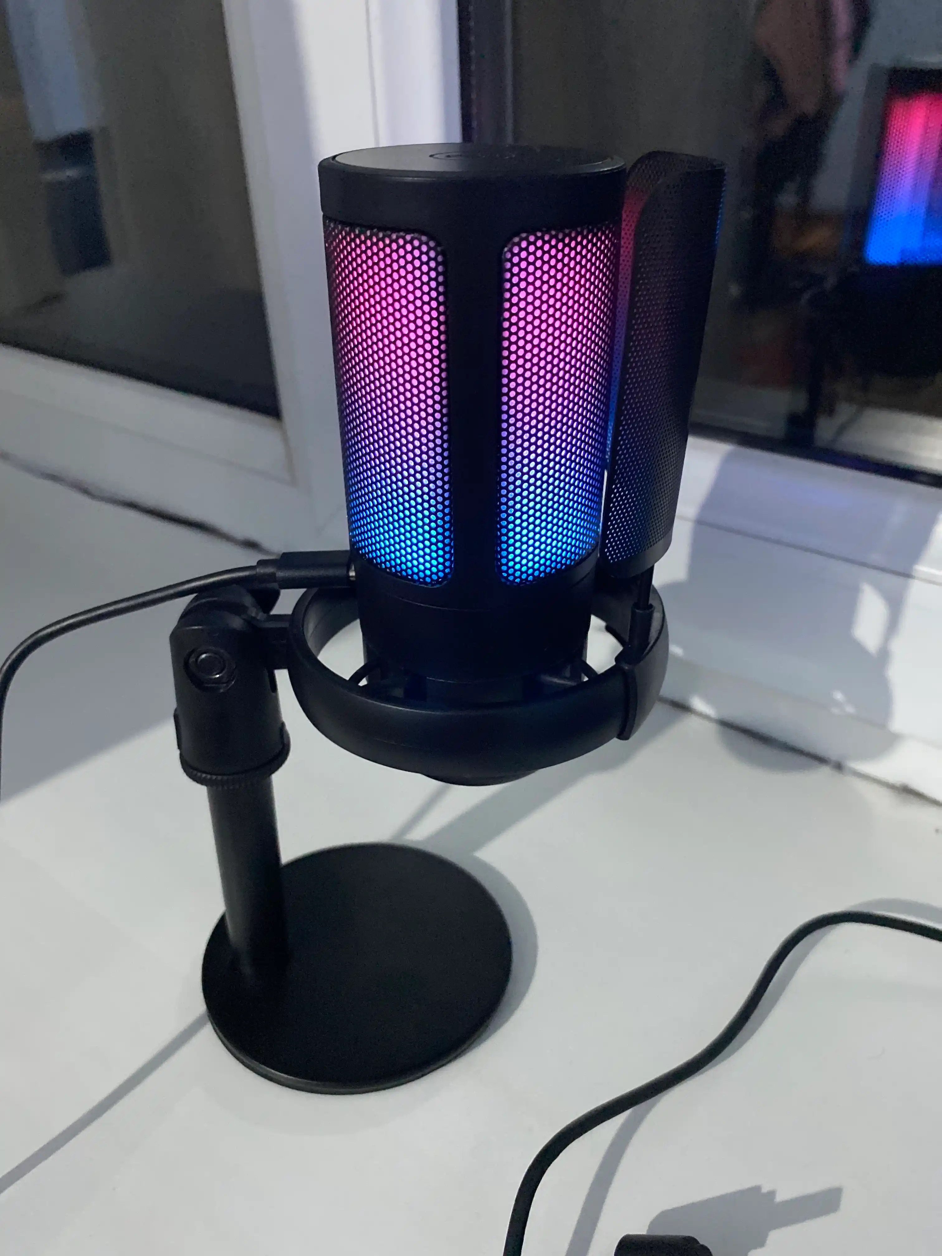 Strim va kompyuter uchun, RGB kondensatorli ME6S mikrofon, shok maunt, popfiltr, ushlagich
