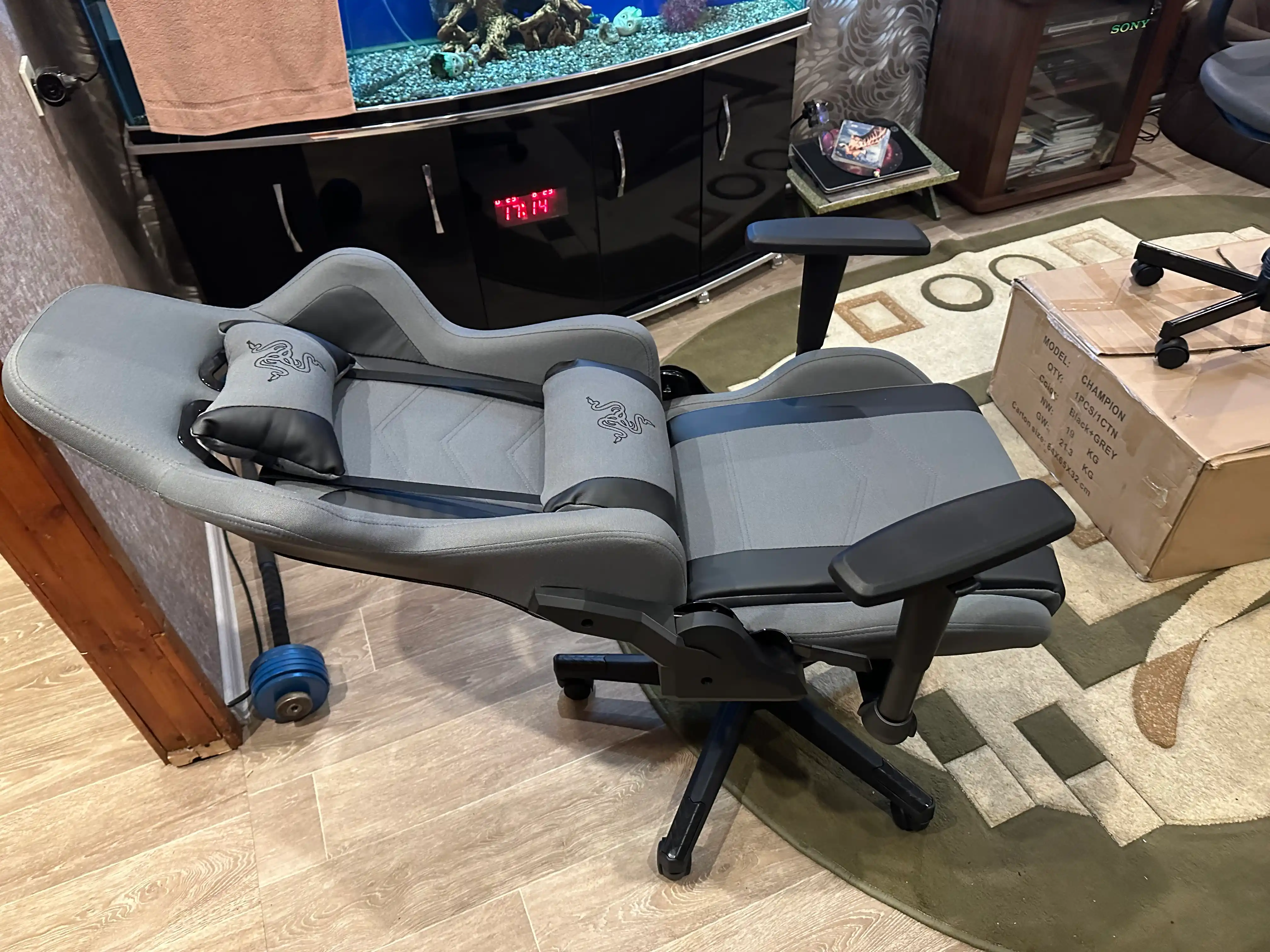 Компьютерное игровое кресло