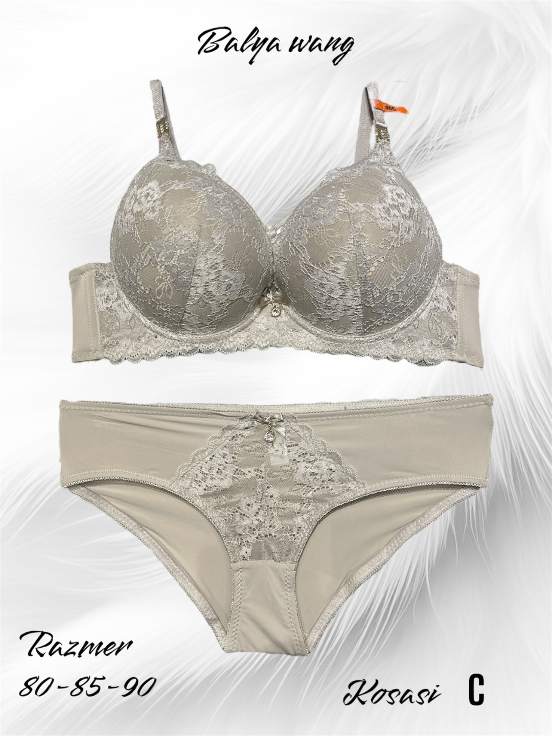 Ichki kiyimdagi figurali uchuvchilar