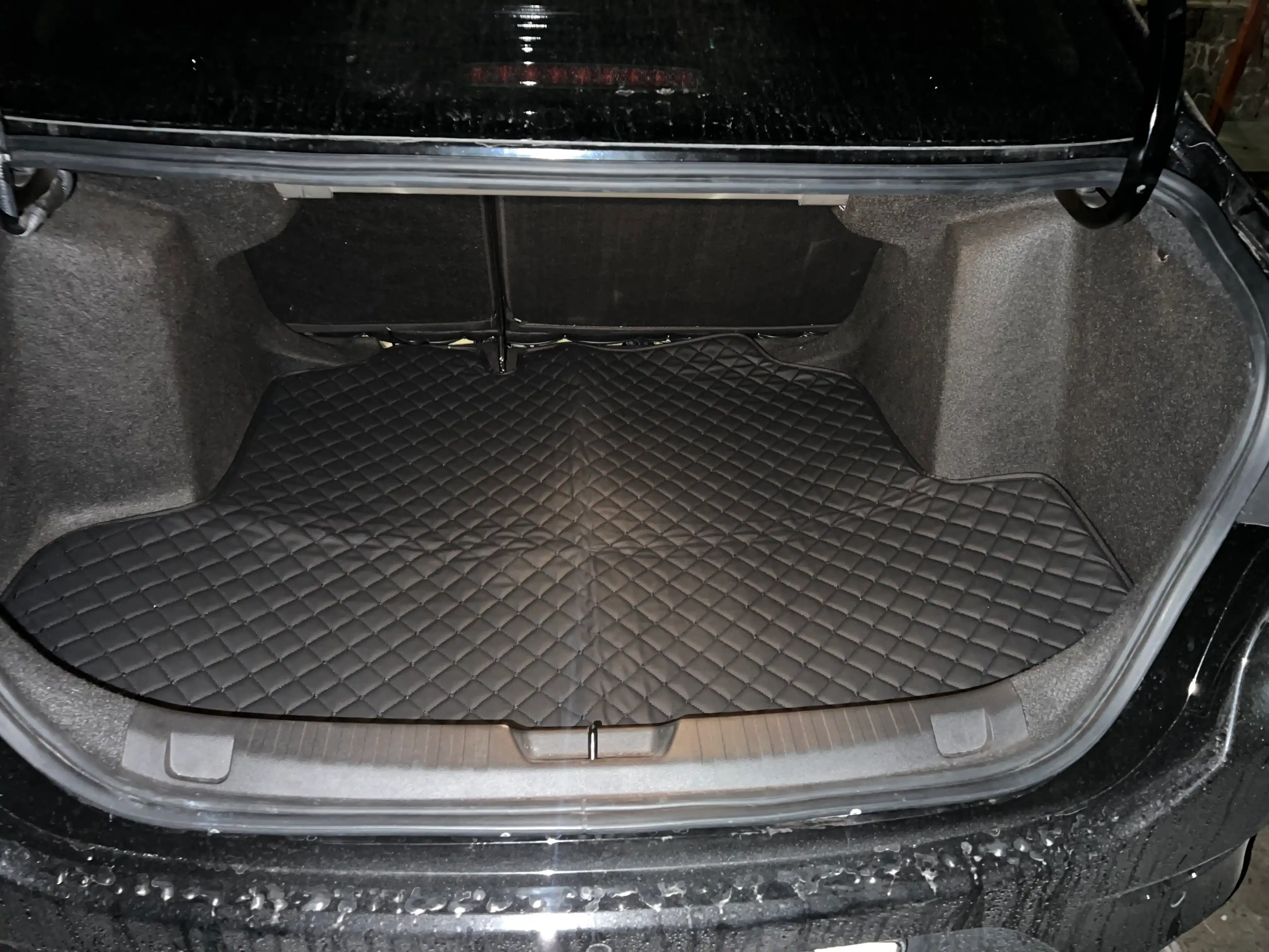 Yukxona uchun charm polik Chevrolet Lacetti