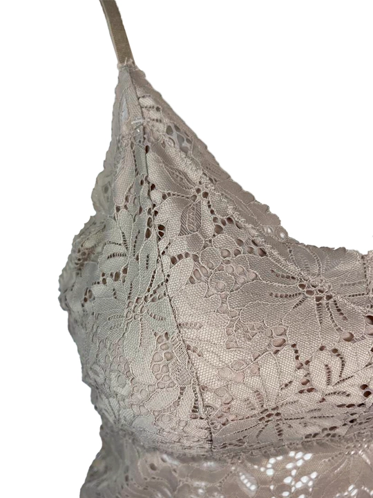 Top-komplekt uchtali gipyurli 7024