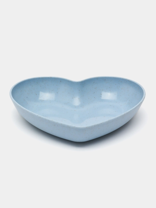 Yurak shaklidagi plastik qayta ishlatiladigan tarelkalar