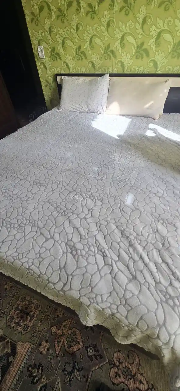 Pled velsoft, ikki xil o'lchamda, bir kishilik 160 * 230 sm, ikki kishilik 200 * 230 sm