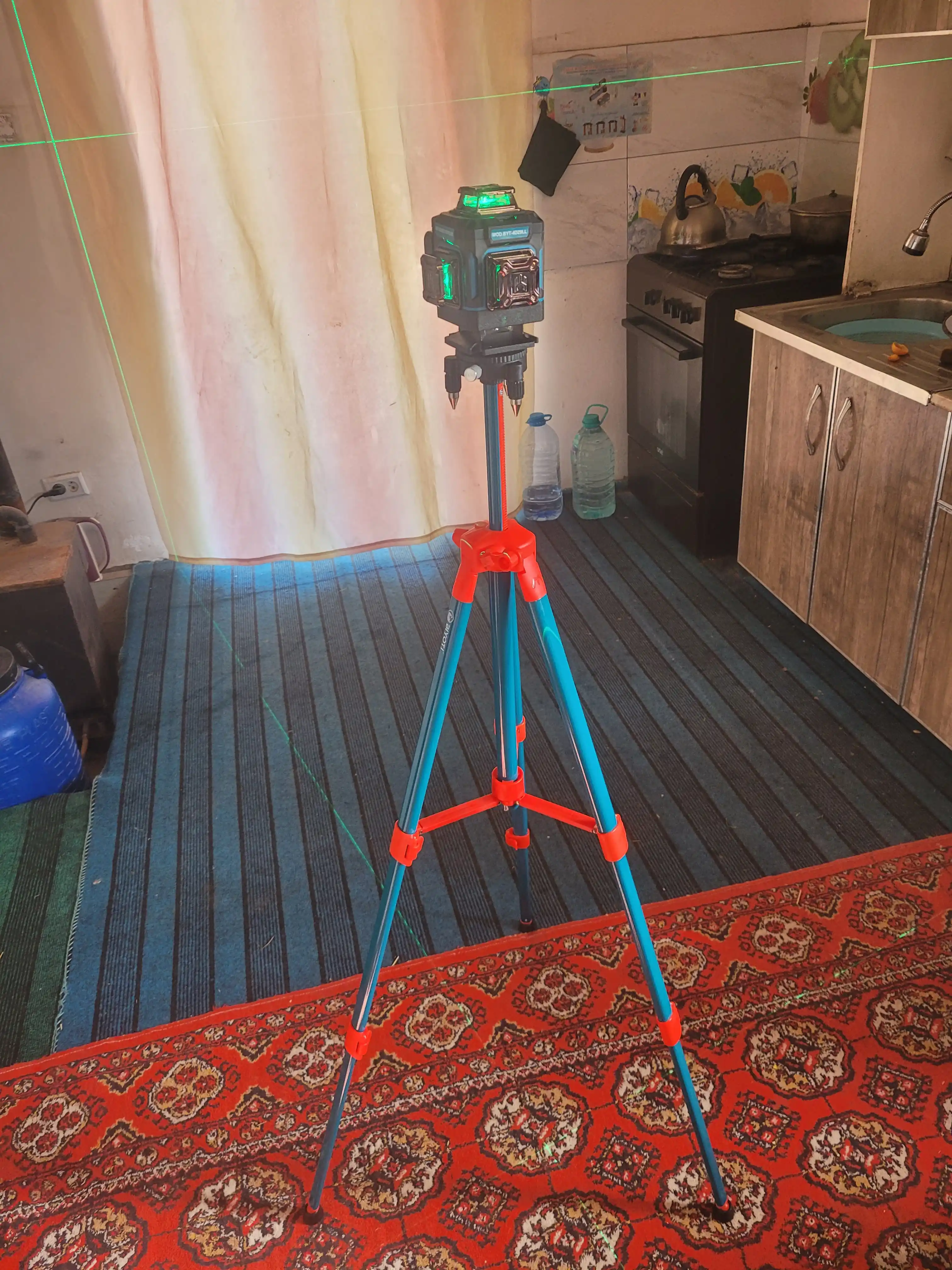 Лазерный уровень BIYOTI BYT-4C2