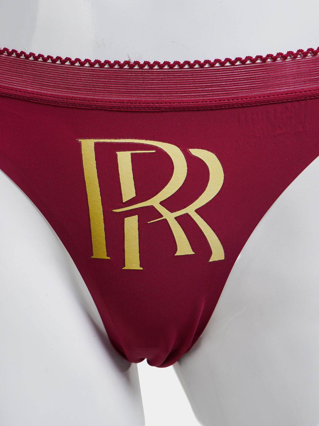 Lena bekasining yashirin kamera tasvirlari