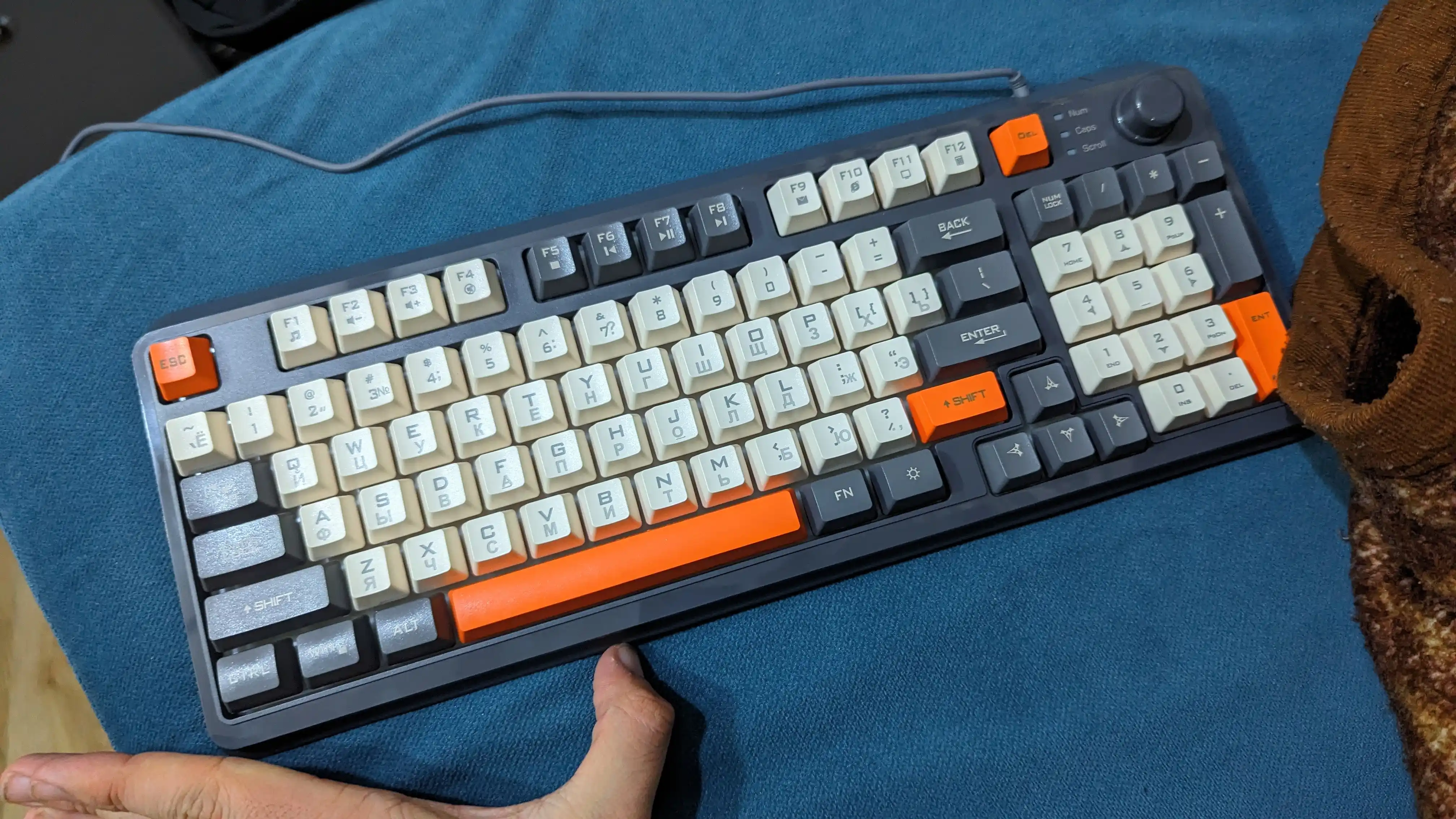 Игровая клавиатура с мышью K820, 94-клавишная, RGB-подсветка