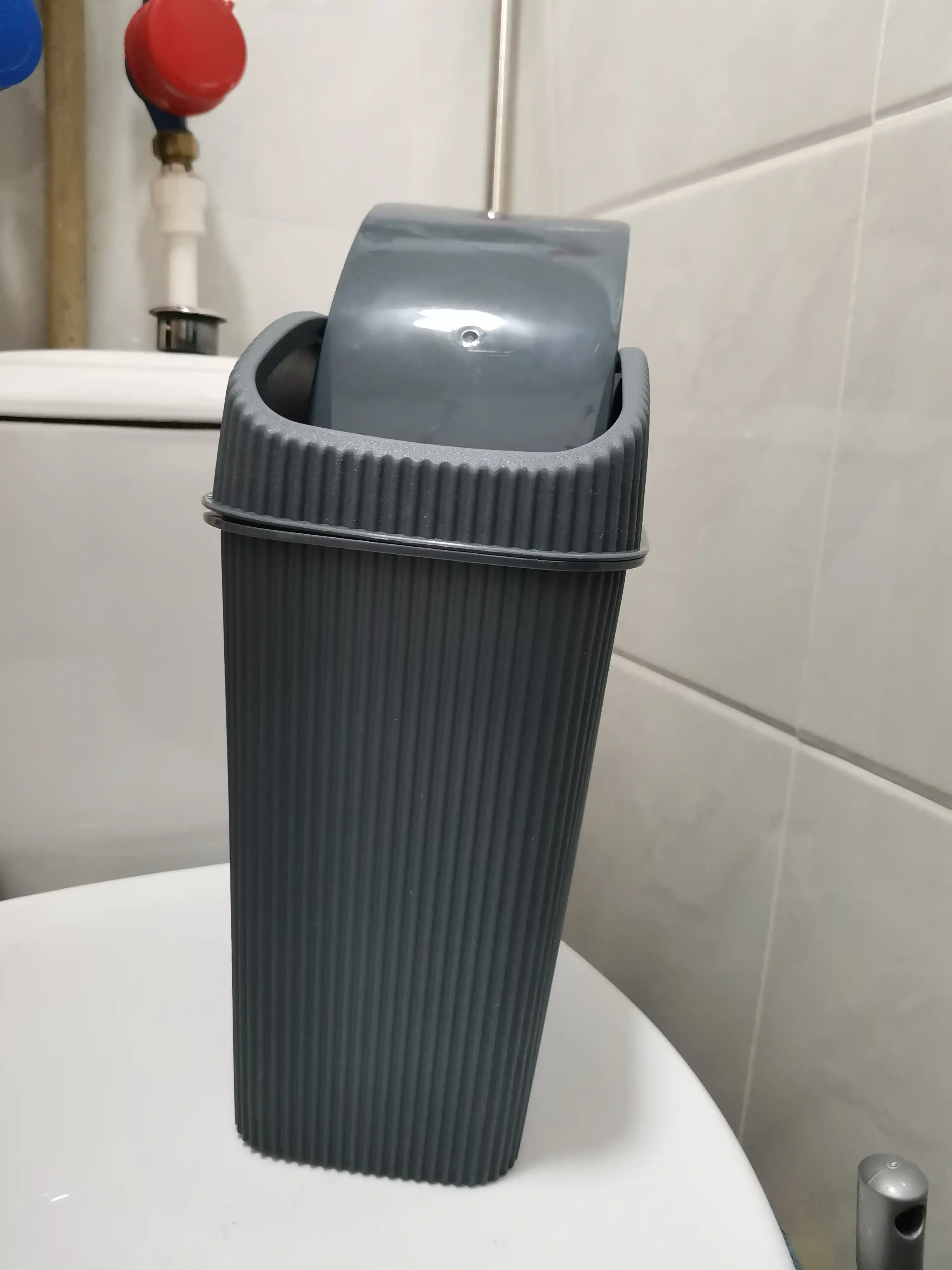 Контейнер для мусора Econova, 2.5 л и 6 л