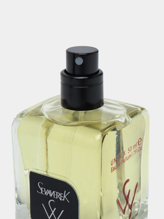 Parfyumlangan suv Molecules Escentric 02, Sevaverek, Moscow II,  uniseks, 50 ml