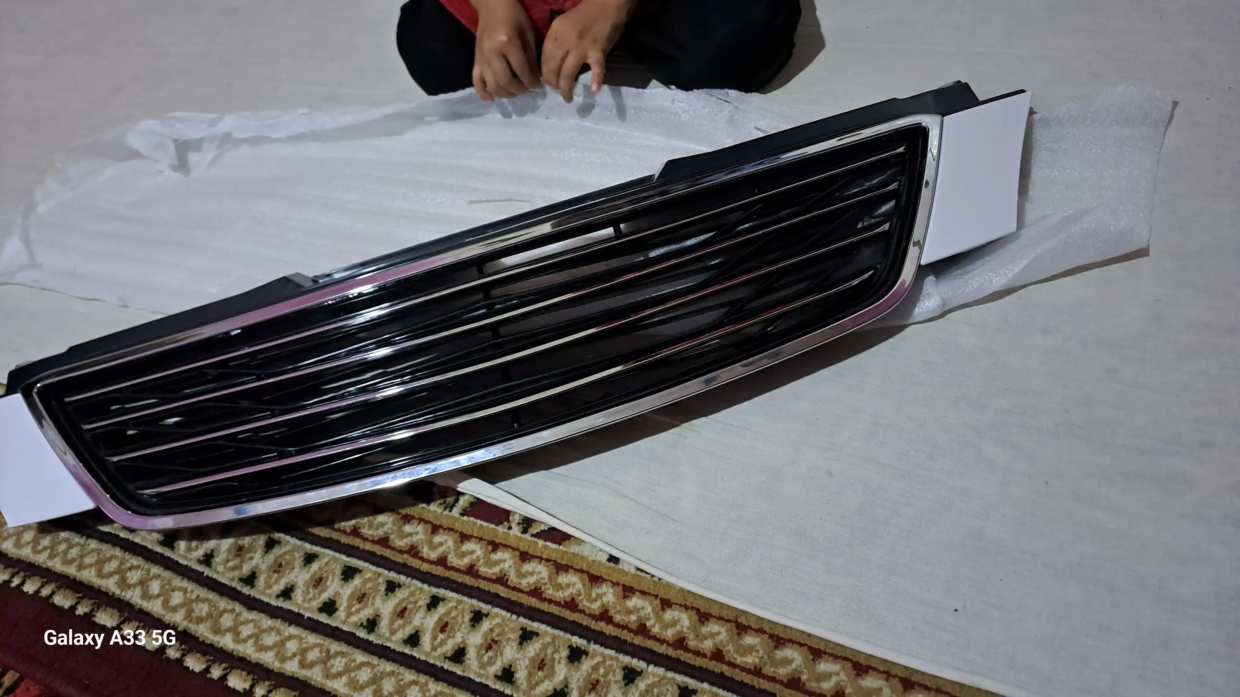 Radiatorining himoya panjarasi Gentra, Lacetti, Spark, Malibu uslubida, Mers, qoplama, nikel