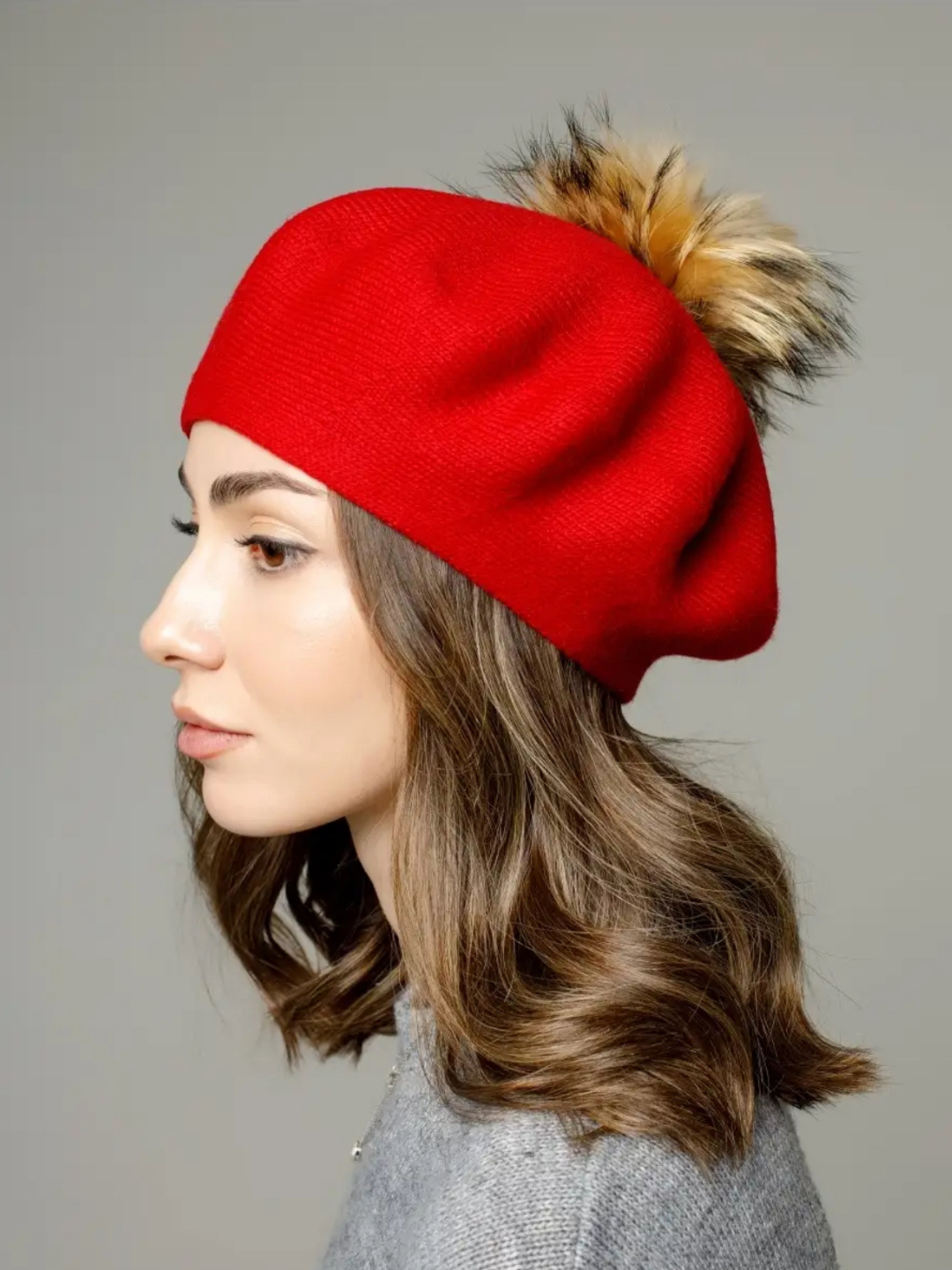 Qiz dostining mushukini sorish